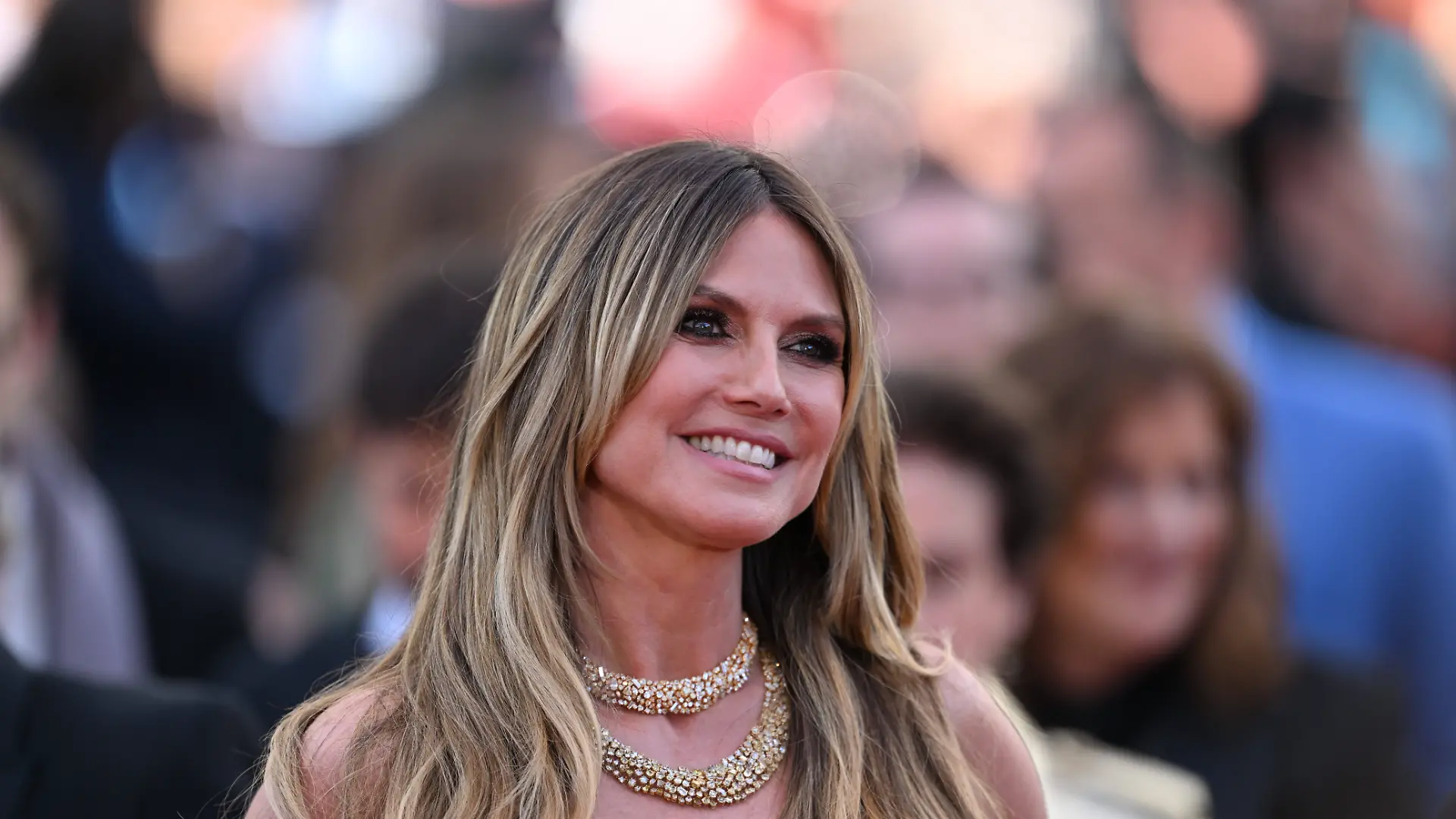 79th Cannes Film Festival: Fjord screening CANNES, FRANCE - MAY 18: German model Heidi Klum arrives for the screening of the film Fjord at the 79th edition of the Cannes Film Festival in Canne