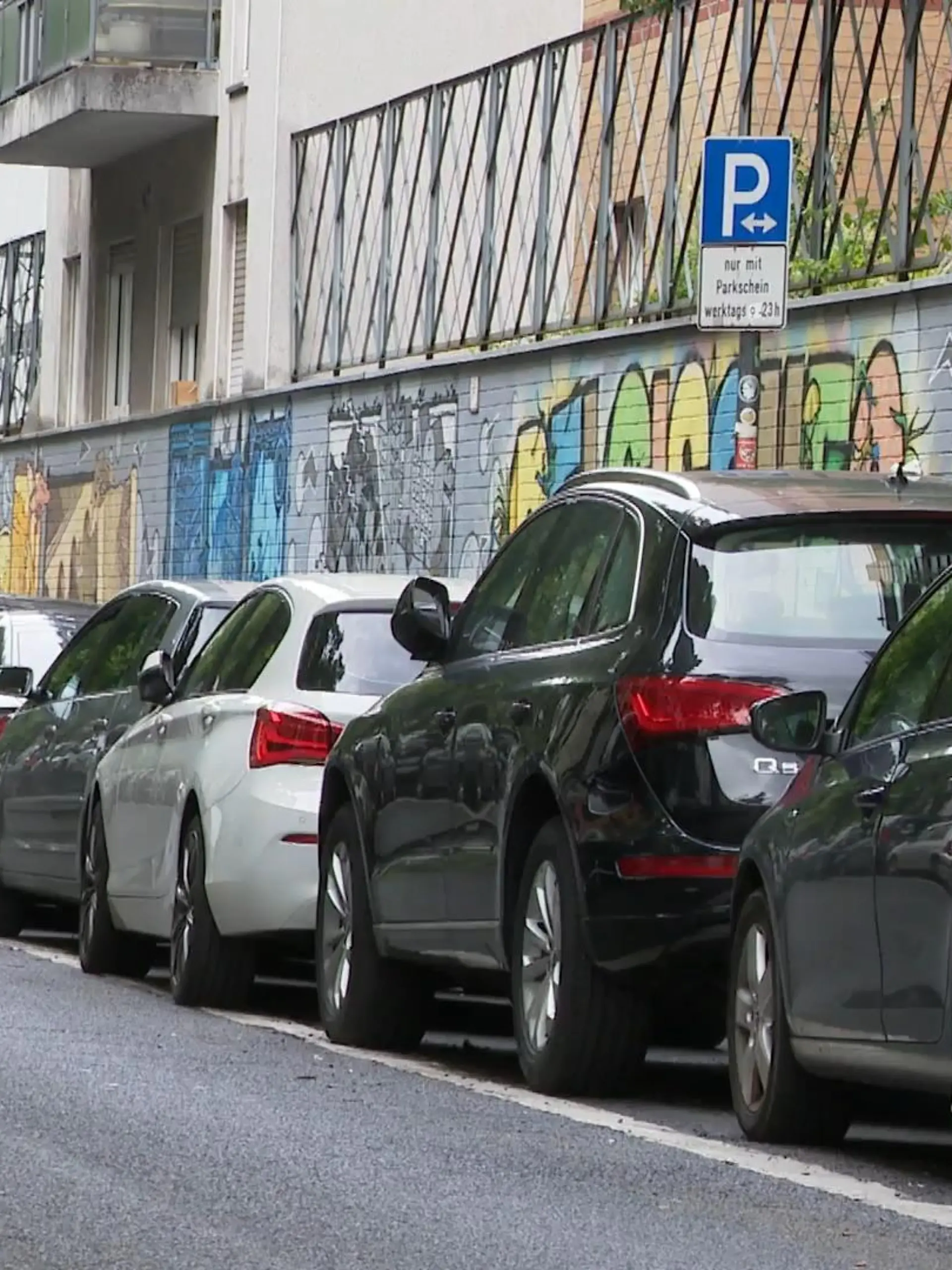 Bild zu: "Stadt verteuert Parkausweise MASSIV"