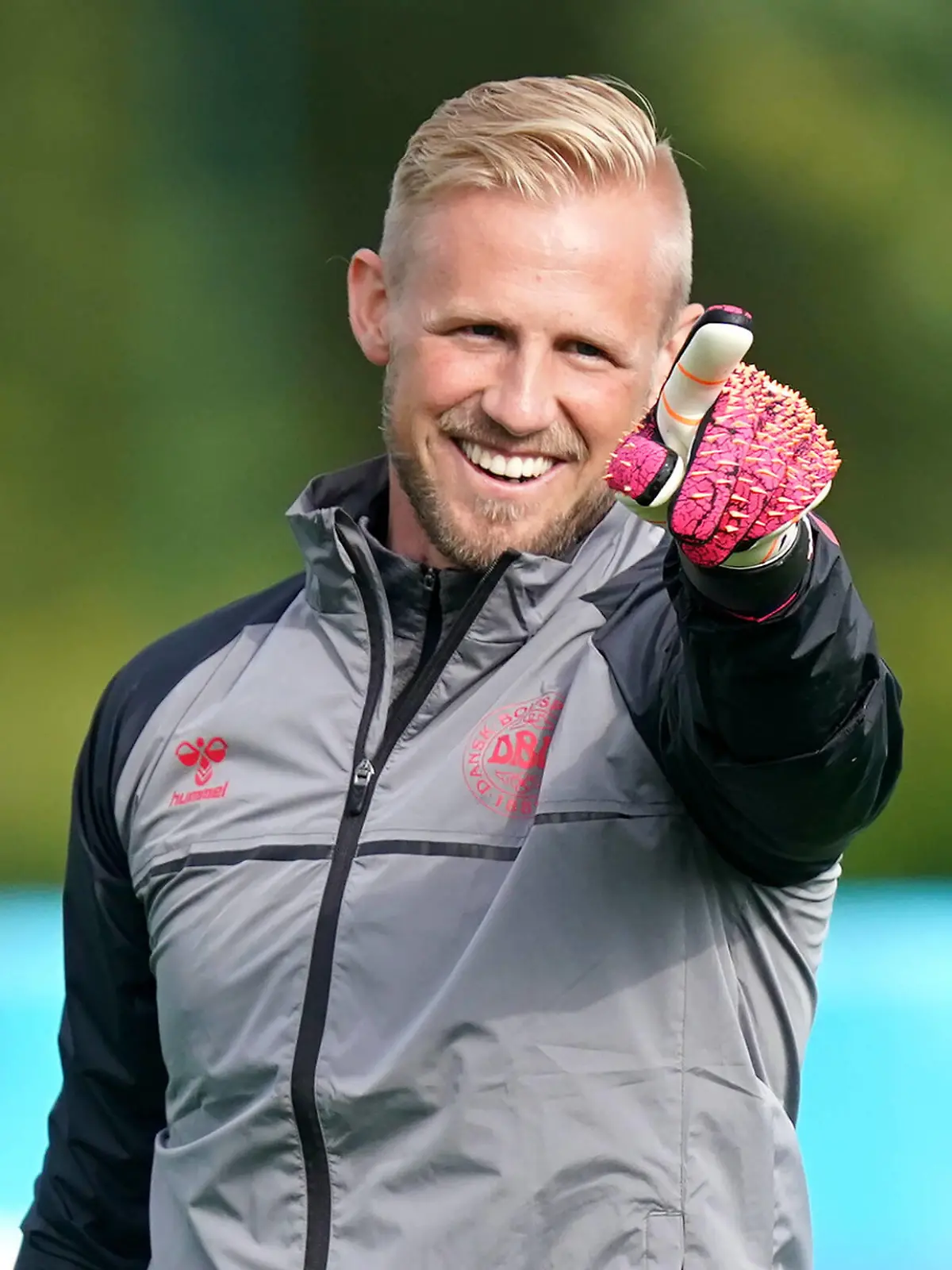  Denmark Training - Enfield Training Centre Denmark goalkeeper Kasper Schmeichel during the training session at Enfield Training Centre, London. Picture date: Tuesday July 6, 2021. Use subject to restrictions. Editorial use only, no commercial use without prior consent from rights holder. PUBLICATIONxINxGERxSUIxAUTxONLY Copyright: xMikexEgertonx 60780855