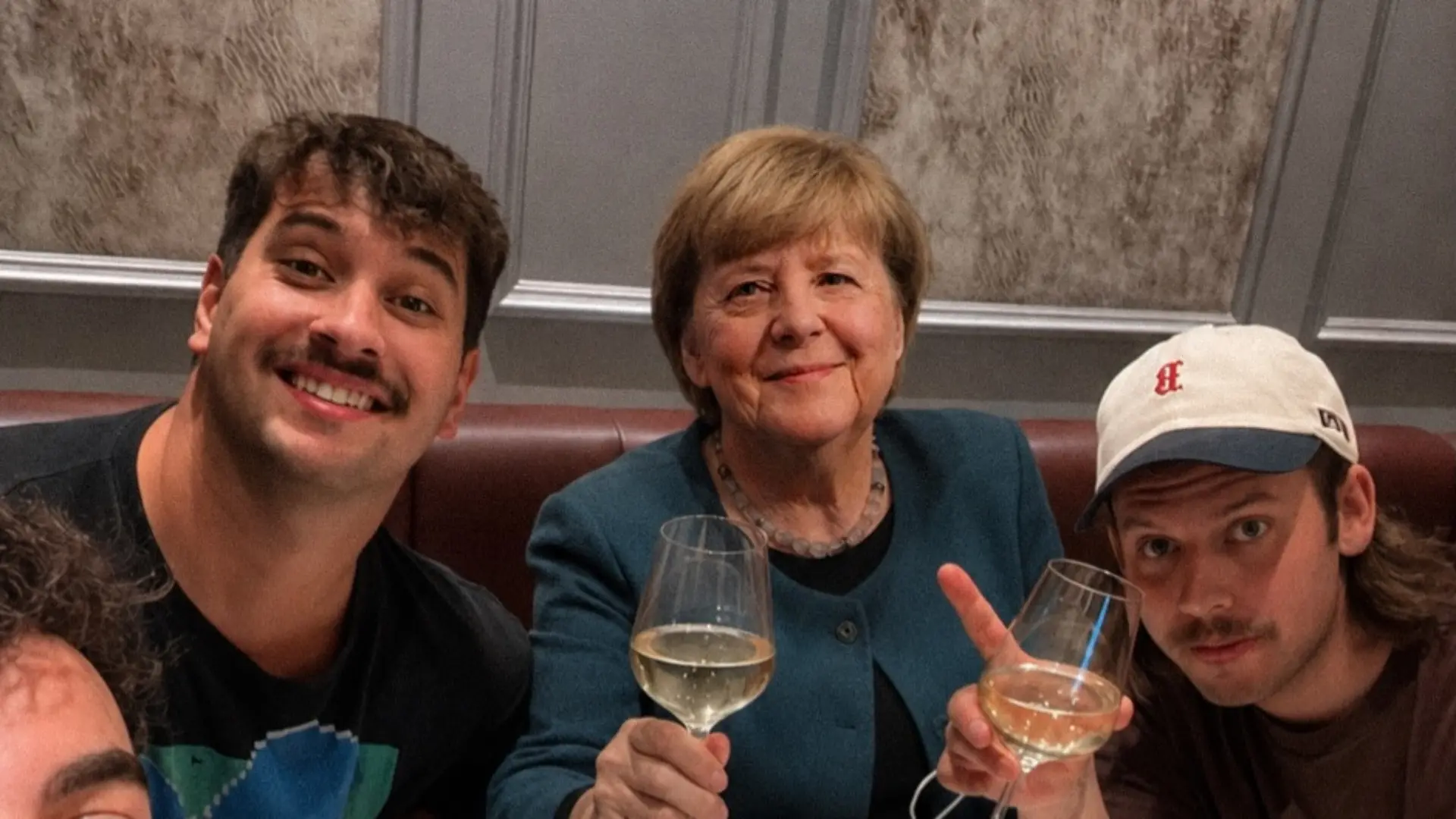Band Malle Anja postet Fotos mit Angela Merkel 