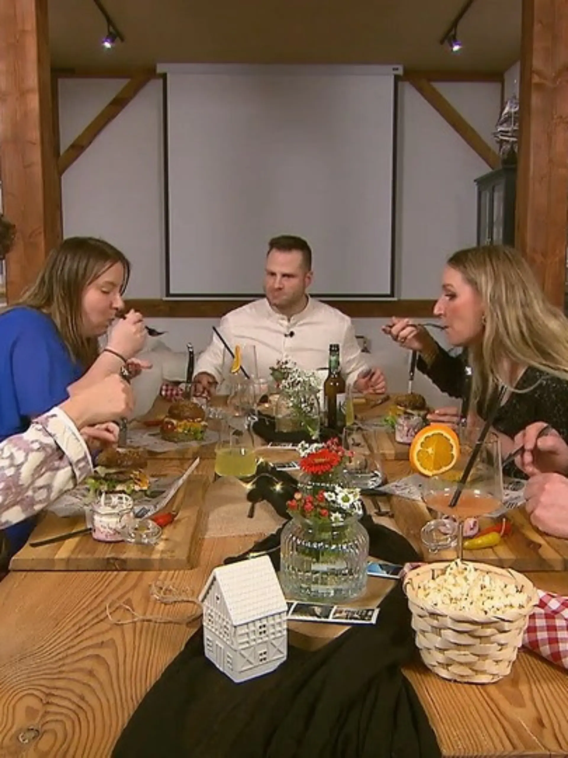 Bild zu: "Kevin ist kein guter Burger-Meister – sein Hauptgang ist mehr Challenge als Genuss"