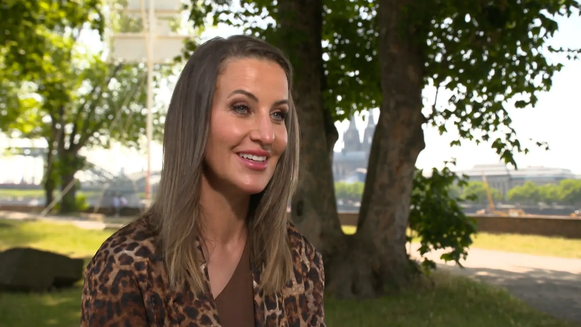 „Ich war super verliebt!” Charlotte Engelhardt enthüllt ihren heimlichen TV-Crush Moderatorin verrät fünf Geheimnisse