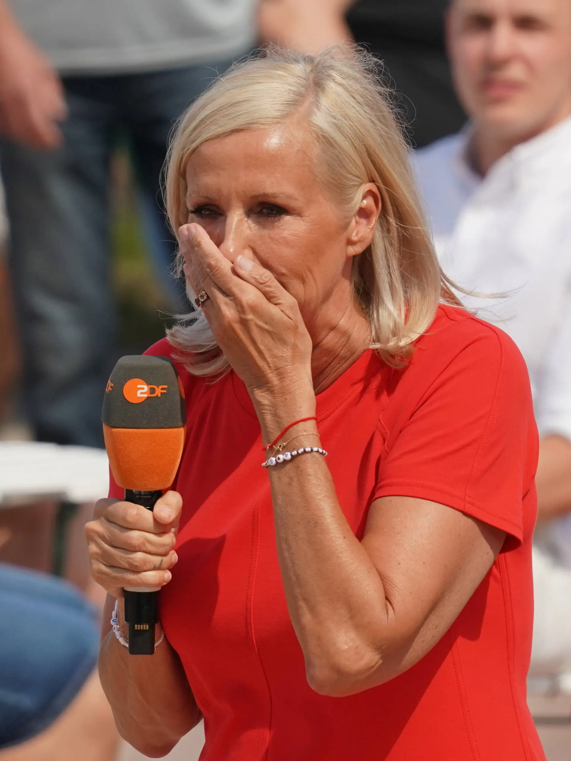Andrea Kiewel moderiert den ZDF-Fernsehgarten (Symbolbild)