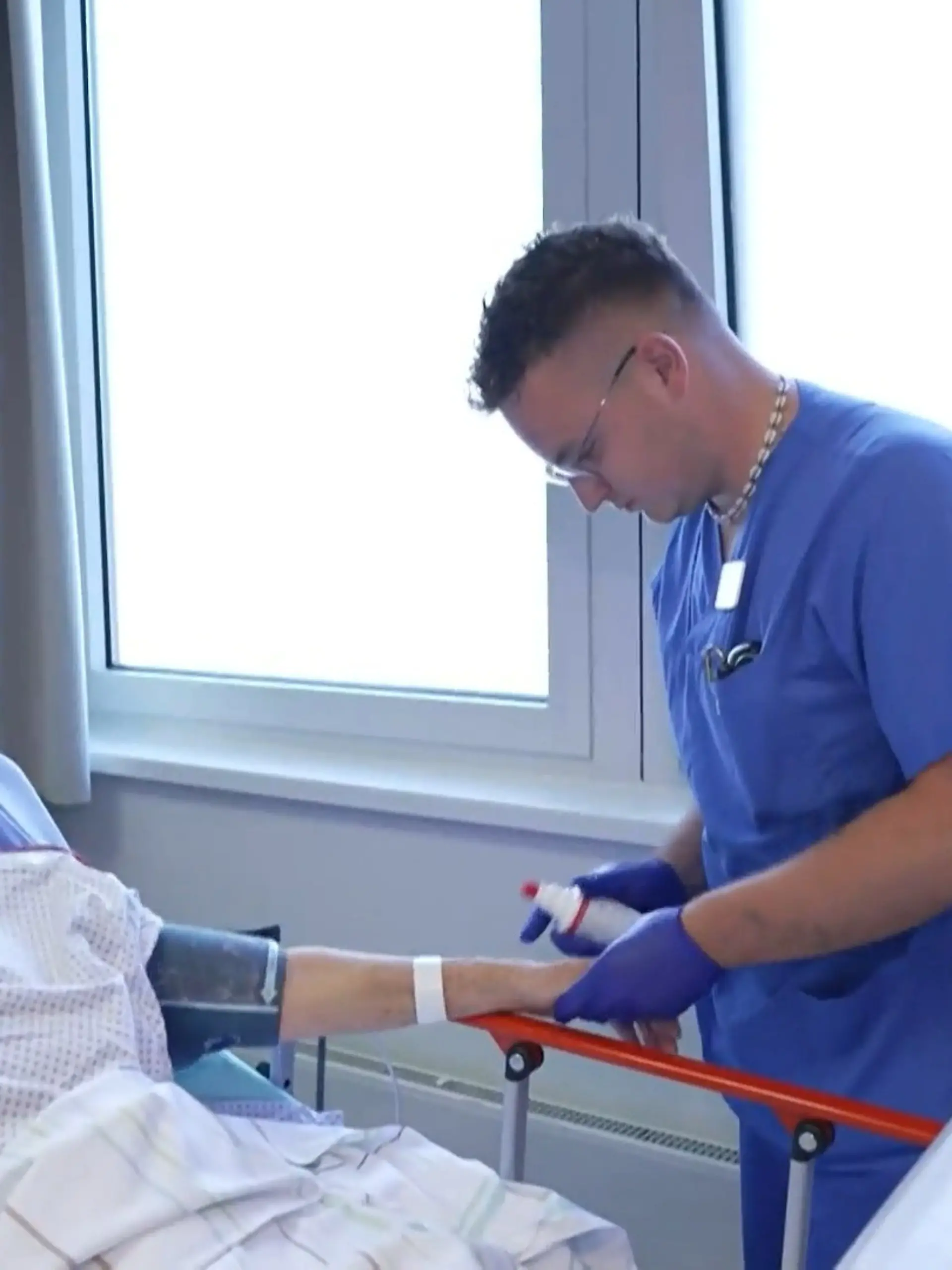 Bild zu: "10.000 Hitzetote! Darum werden heiße Temperaturen für Patienten zur tödlichen Gefahr"