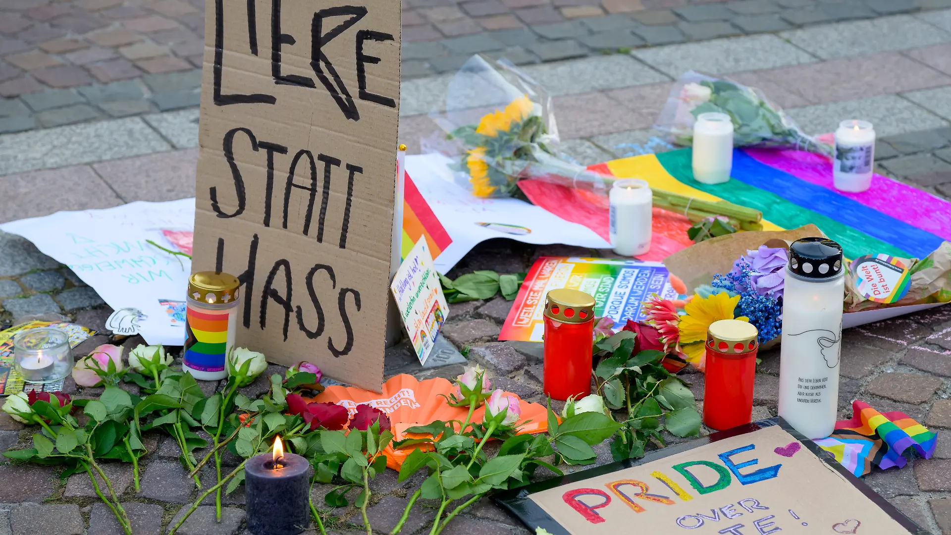 Bild zu: "Riesen-Hass auf queere Menschen nach CSD-Anschlag in Berlin"