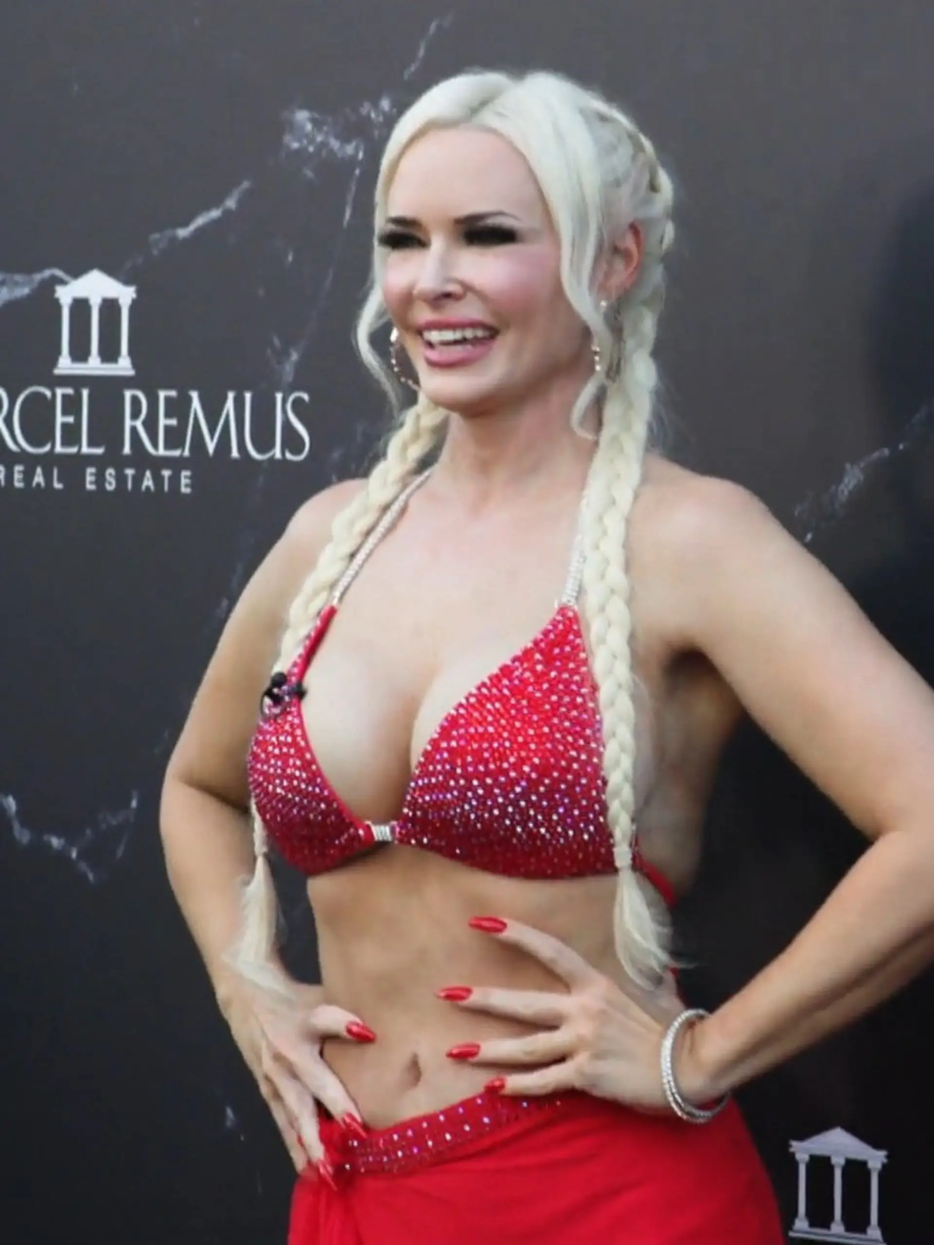Bild zu: "Süße Versuchung als Geschenk? Daniela Katzenberger wünscht sich DAS zum 40. Geburtstag!"