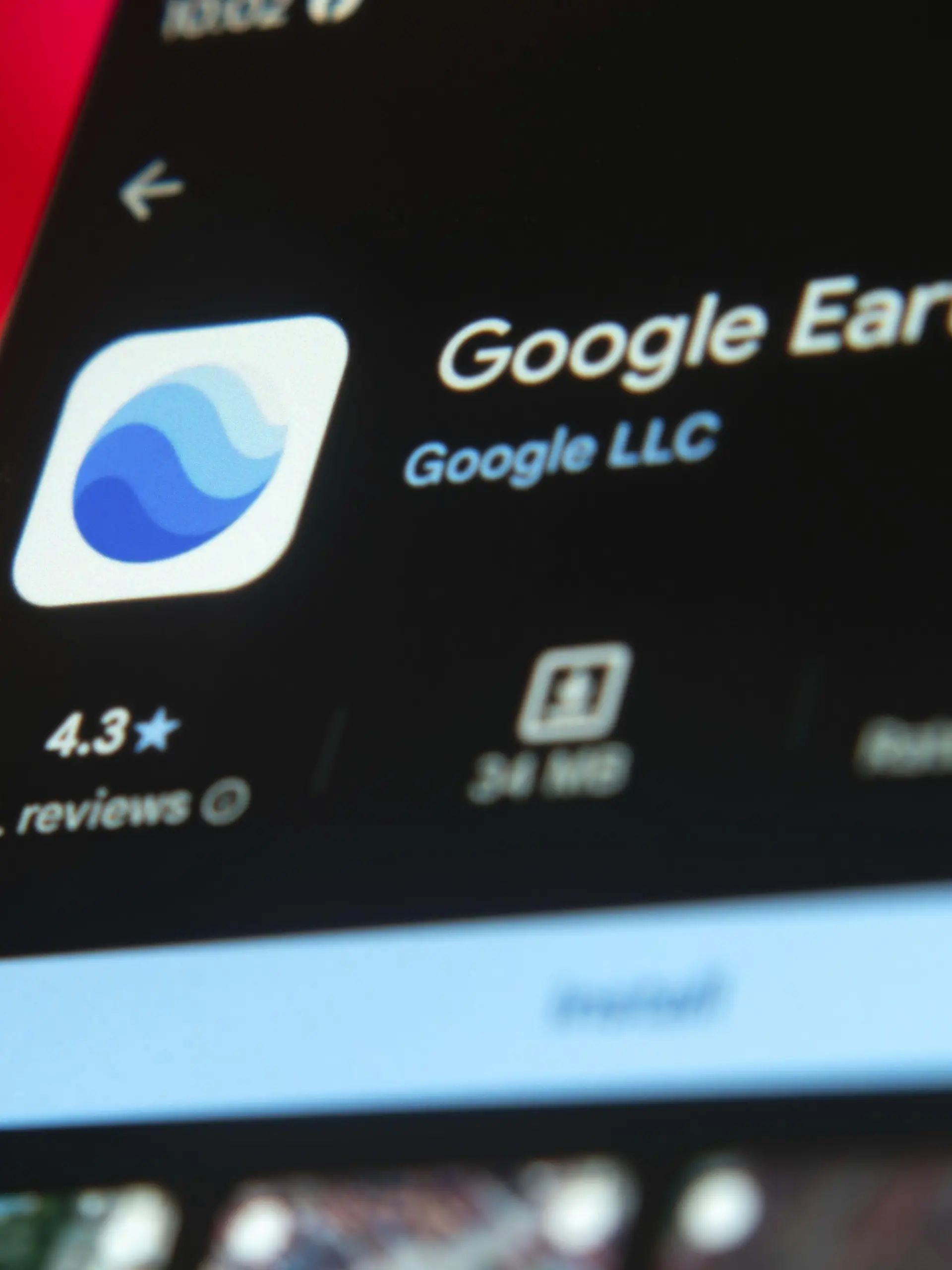 Google Earth App im Play Store mit blauem Symbol, das sich auf die globale Erforschung konzentriert