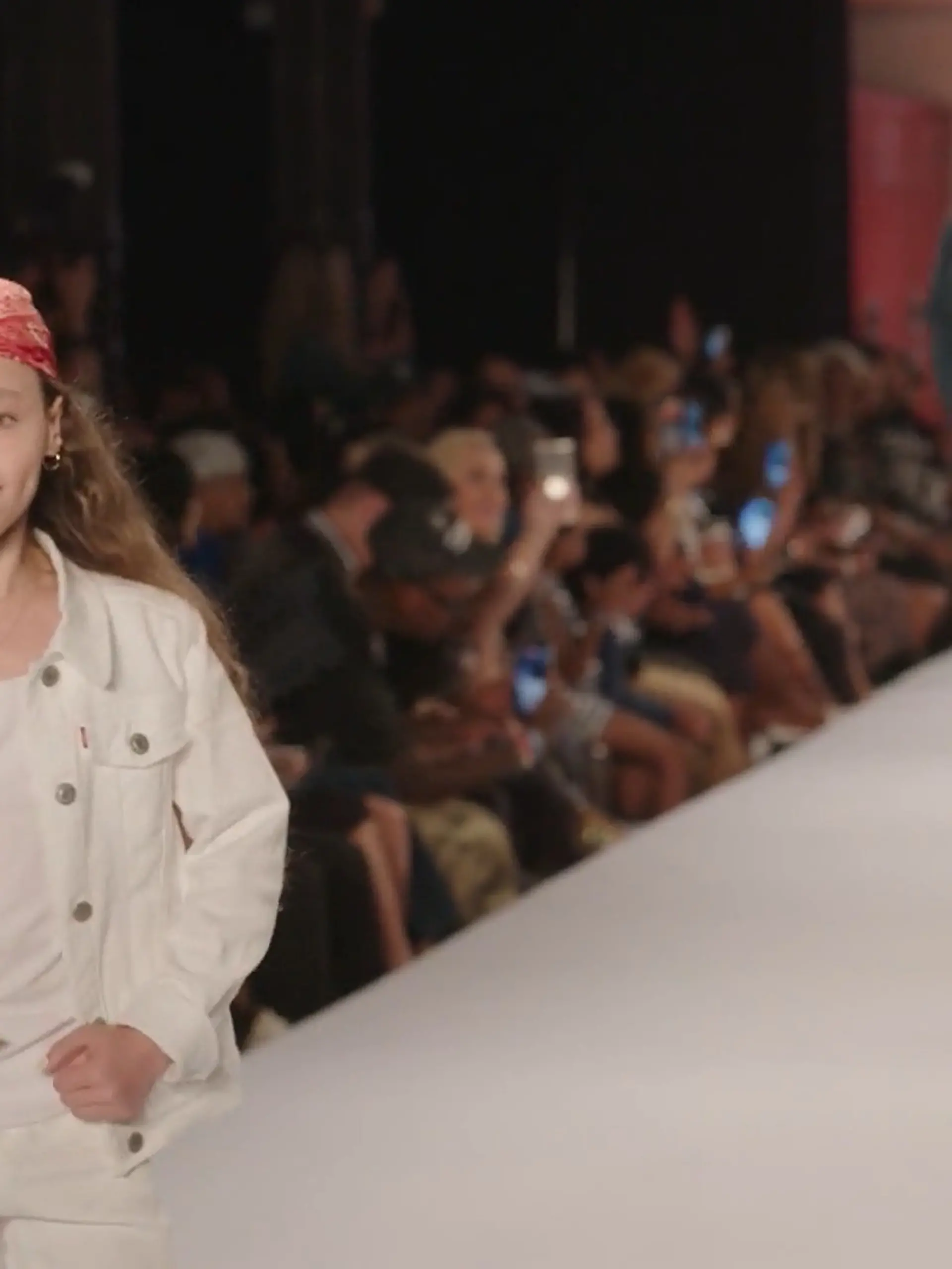Bild zu: "Rapper-Tochter rockt den Catwalk"