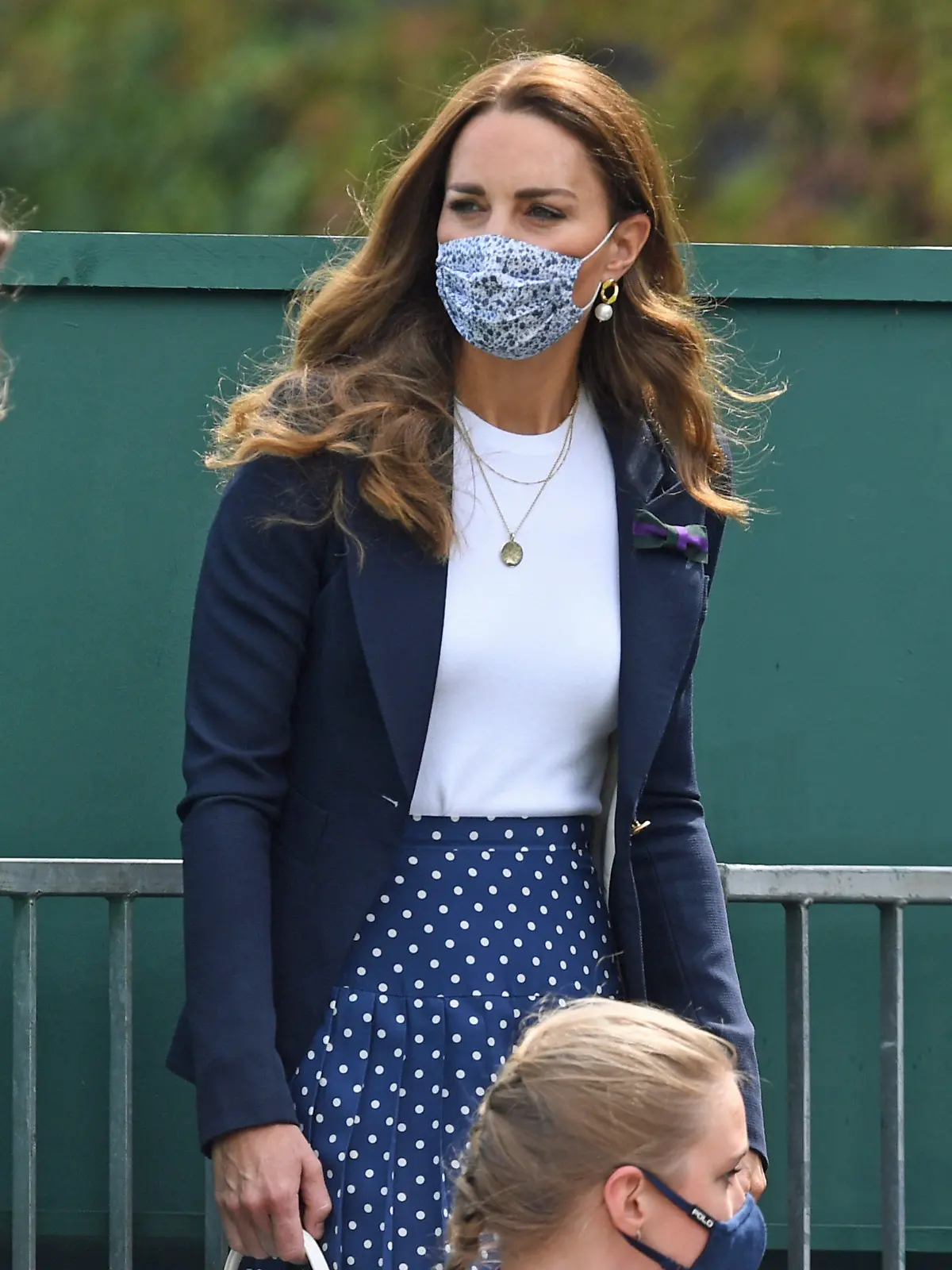 02.07.2021, Großbritannien, London: Tennis: Grand Slam, Wimbledon, Tag 5. Kate, Herzogin von Cambridge,kommt im The All England Lawn Tennis and Croquet Club an. Foto: Neil Hall/PA Wire/dpa +++ dpa-Bildfunk +++