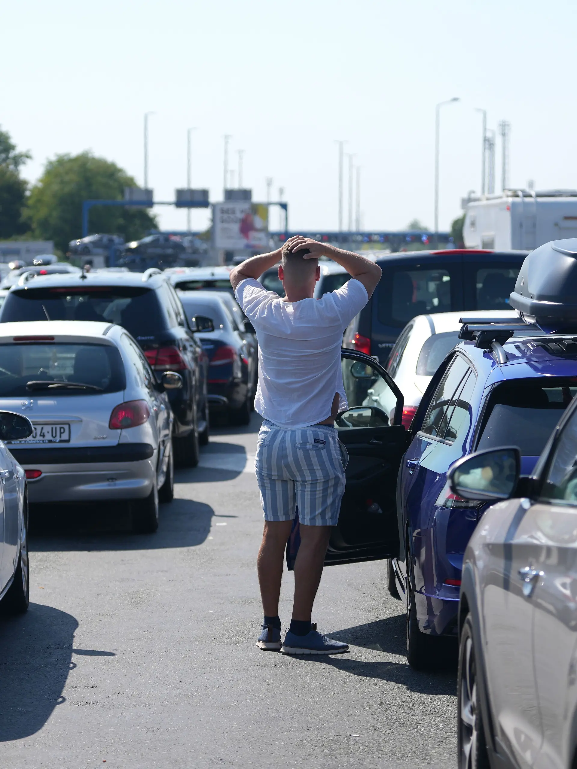 Serbia Croatia Border Traffic