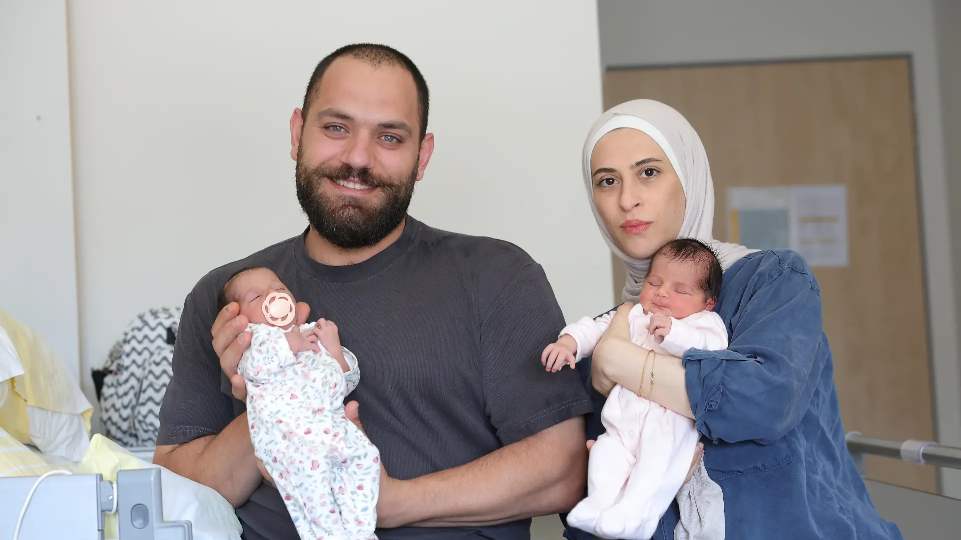Stolze Eltern: Aya Yaseen und Ismail Kayali aus Bremen.