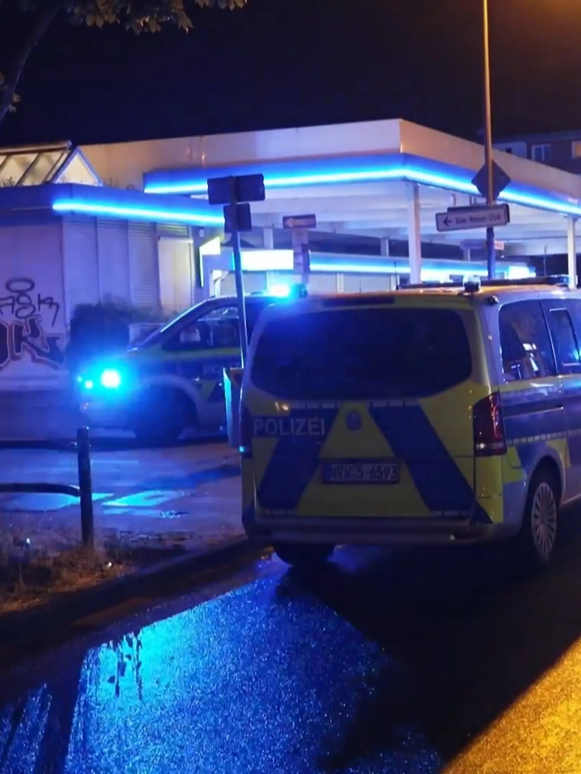 Bild zu: "Verletzte nach Schießerei in Köln"