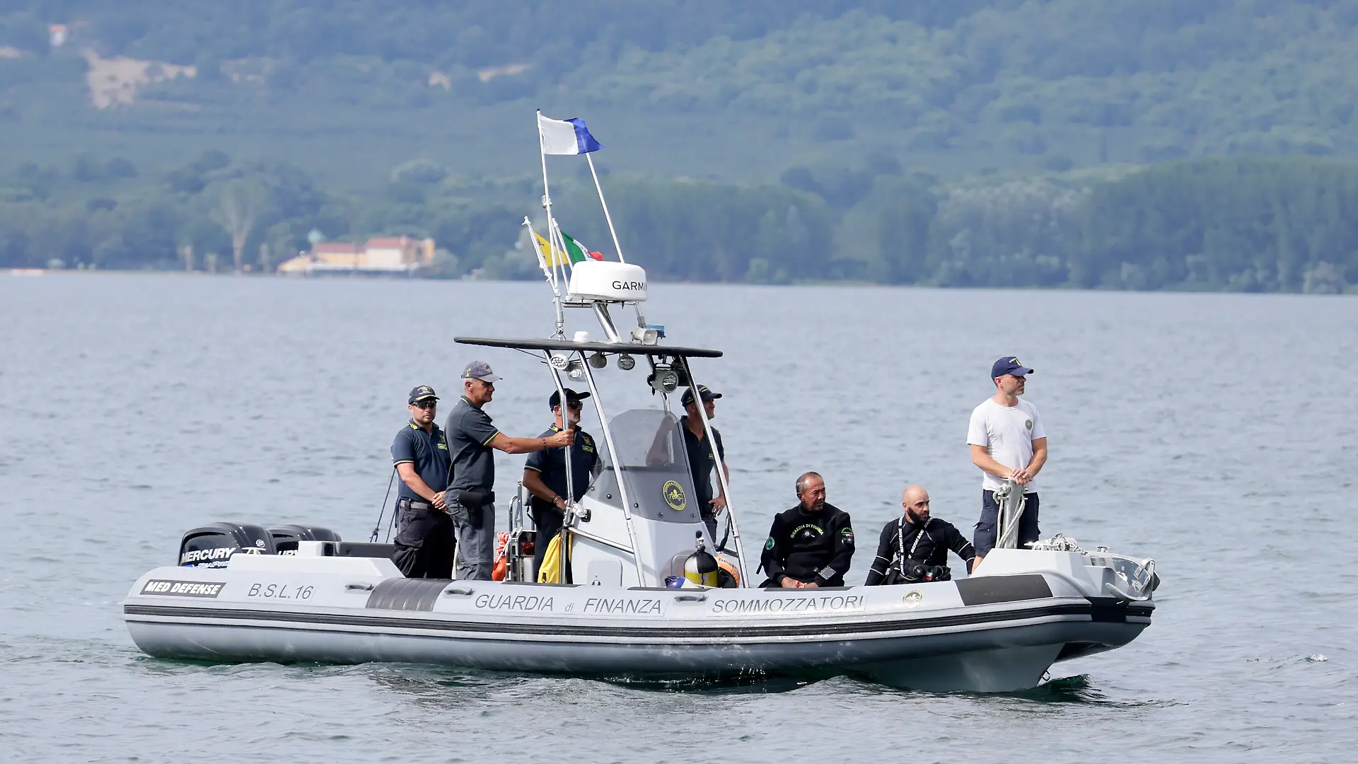 Continuano le ricerche del corpo di Luigi Cavallari nel lago di Vico ââ¬â Martedì 30 Giugno 2026 ââ¬â Ronciglioneââ¬âItalia ââ¬â(foto di Cecilia Fabiano/ LaPresse) ..Divers search for the body of Minister Roccella's husband, Luigi Cavallari. ââ¬âRonciglione ââ¬â Italy ââ¬â June 30, Tuesday 2026 - News - (photo by Cecilia Fabiano/LaPresse. (Credit Image: © Cecilia Fabiano/LaPresse via ZUMA Press