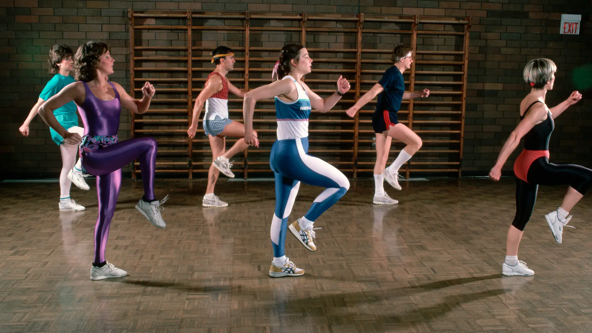 Gruppe bei Low-Impact-Aerobic – Stockfoto