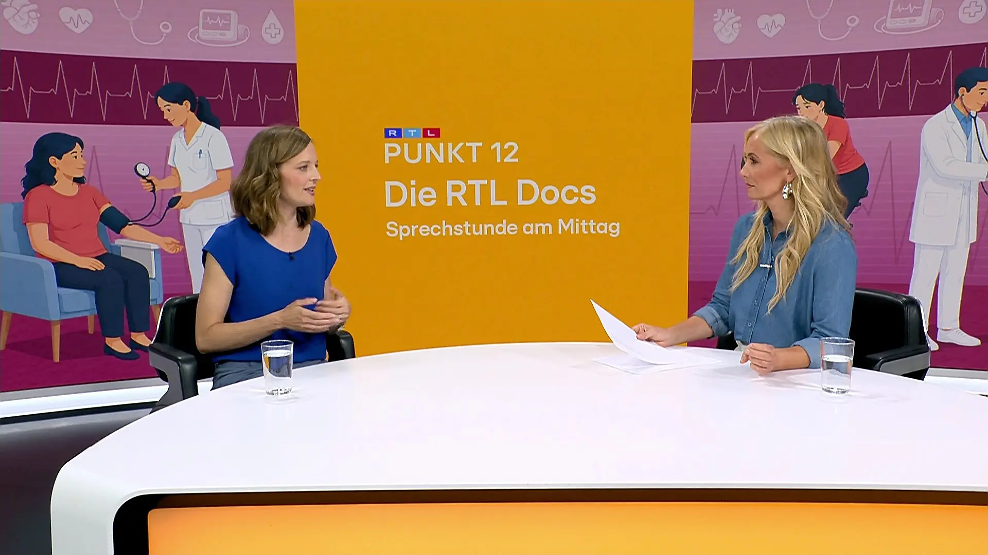 Kardiologin Dr. Conchita Ruiz-Mohné in der RTL Docs Sprechstunde am Mittag