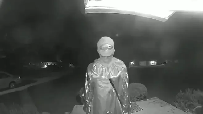 Teenager in Clown Costume Arrested for Stabbing Man After Creepy Warning