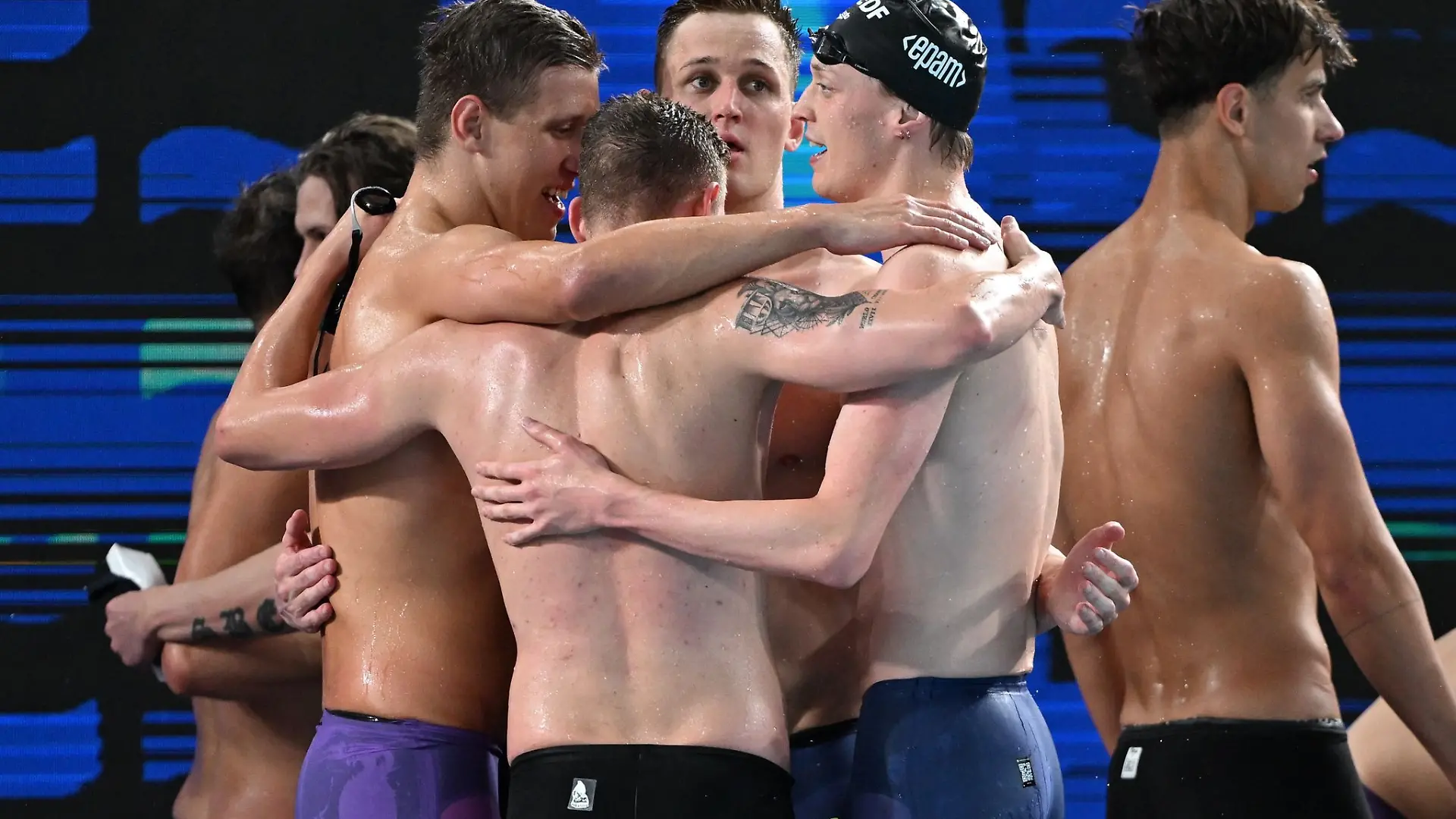Die deutsche Mannschaft feiert den Gewinn der Bronzemedaille im Finale.