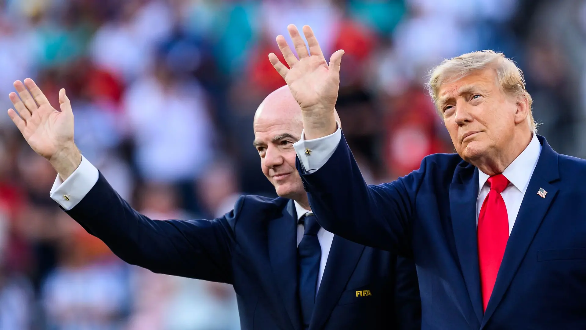 Sie gelten als beste Freunde. Nun gibt Trump Infantino Rückendeckung. (Archivbild)