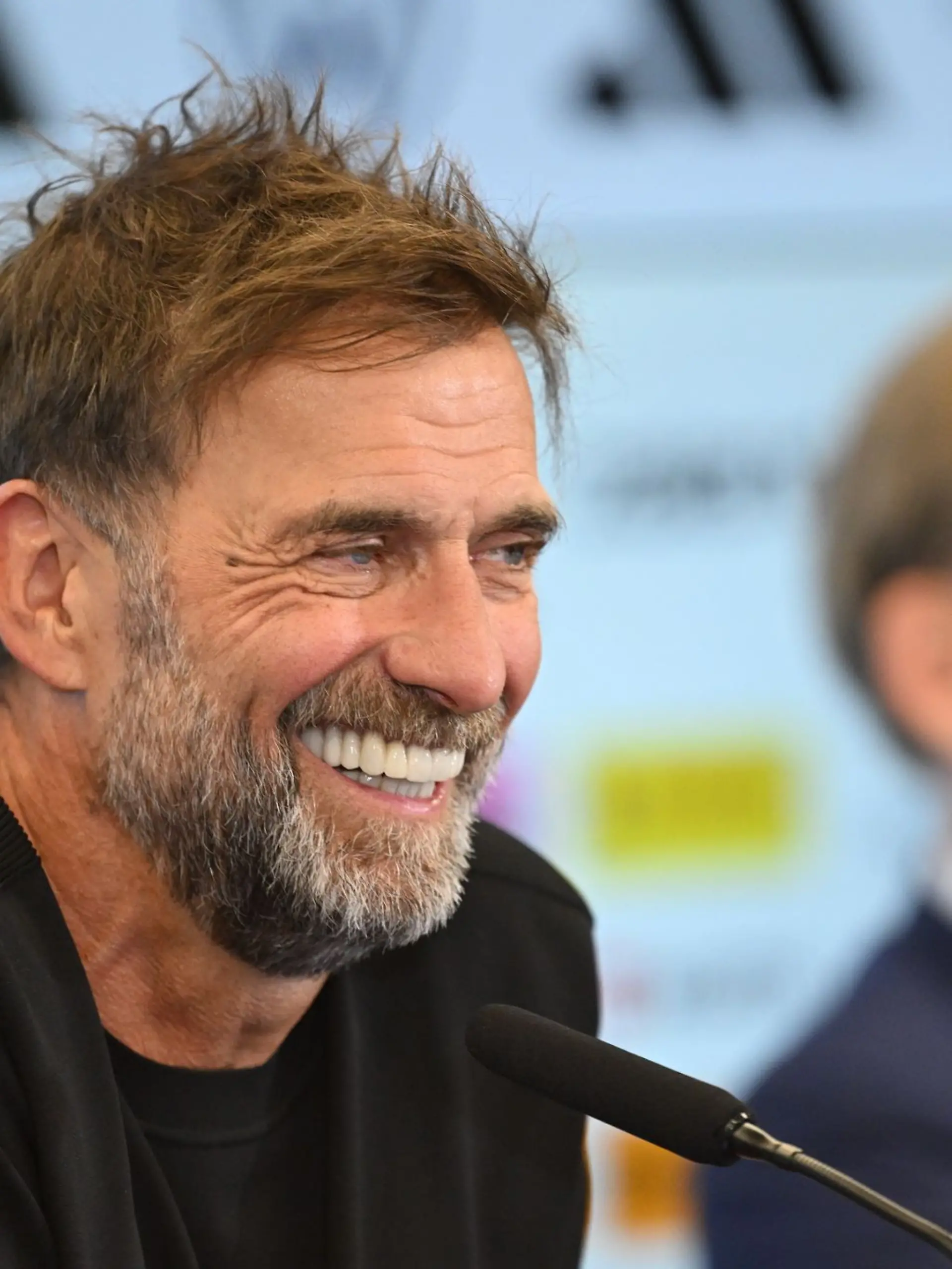 Bild zu: "DFB führt bei Länderspielen Stehplatztickets wieder ein"