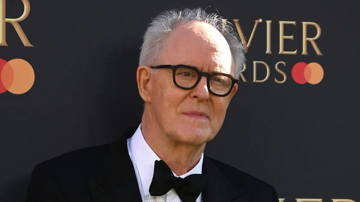 John Lithgow bei der Verleihung der Olivier Awards 2025 mit Mastercard in der Royal Albert Hall in London, England. UK. Sonntag, 6. April 2025, Credit: James Warren / Avalon