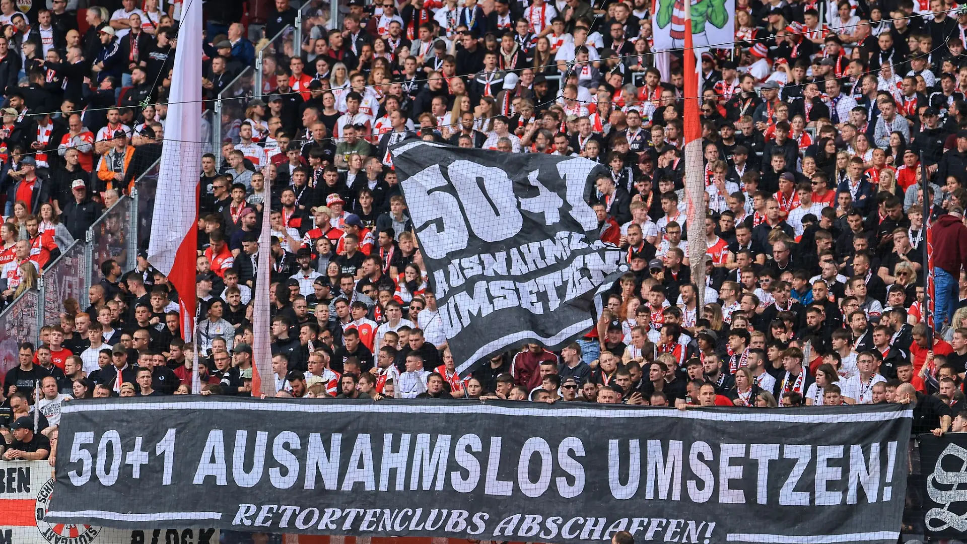 Die Meinung vieler Fans zur 50+1-Regel ist klar. (Archivbild)