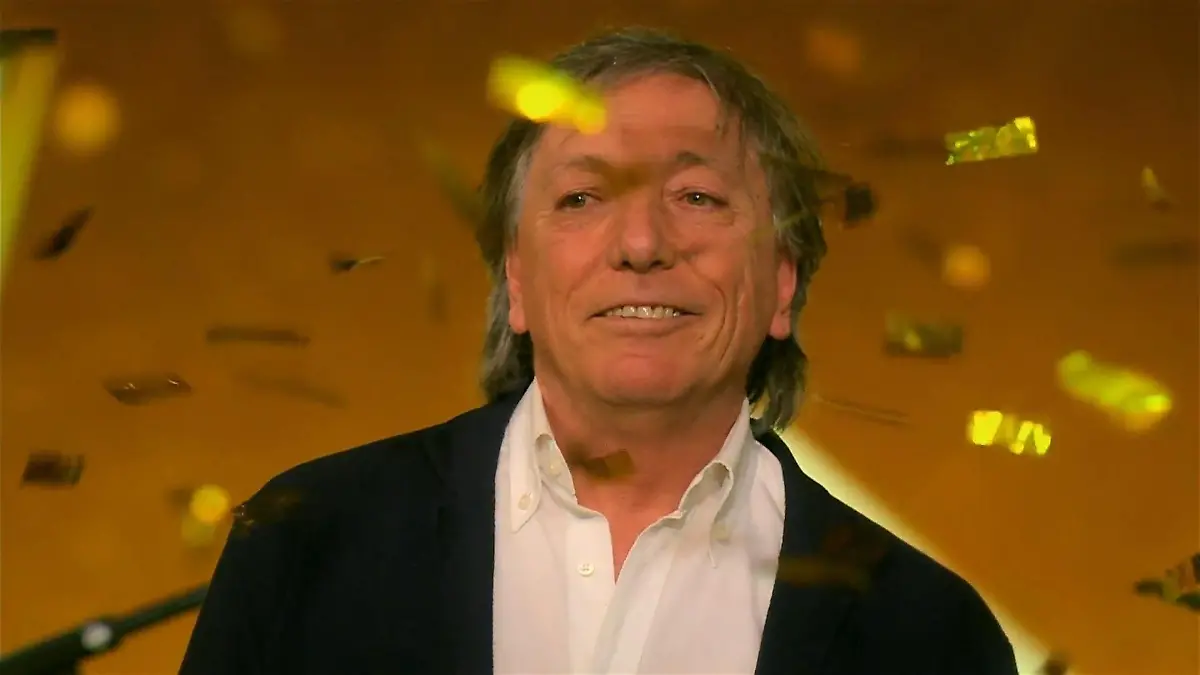 Gitarrenpfeifer landet auf Umwegen im Supertalent-Finale Dieter Bohlen macht's möglich!