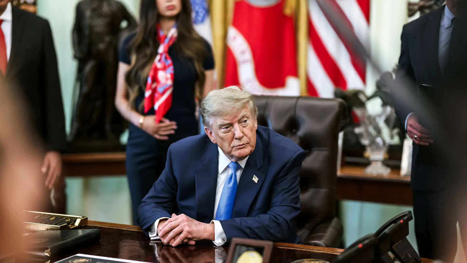 President Donald J. Trump signs an Executive Order regarding childhood vaccines President Donald J. Trump signs an Executive Order regarding childhood vaccines in the Oval Office, Monday, August 10, 2026. Official White House, Credit:Molly Riley / B66 / Avalon PUBLICATIONxNOTxINxUKxFRAxUSA Copyright: xMollyxRileyx/xB66x/xAvalonx 1122382690