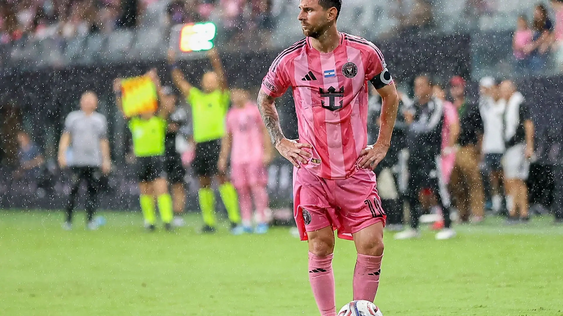 Lionel Messi stand nach dem Tod seines Vaters Jorge erstmals wieder für Inter Miami auf dem Platz. (Archivbild)