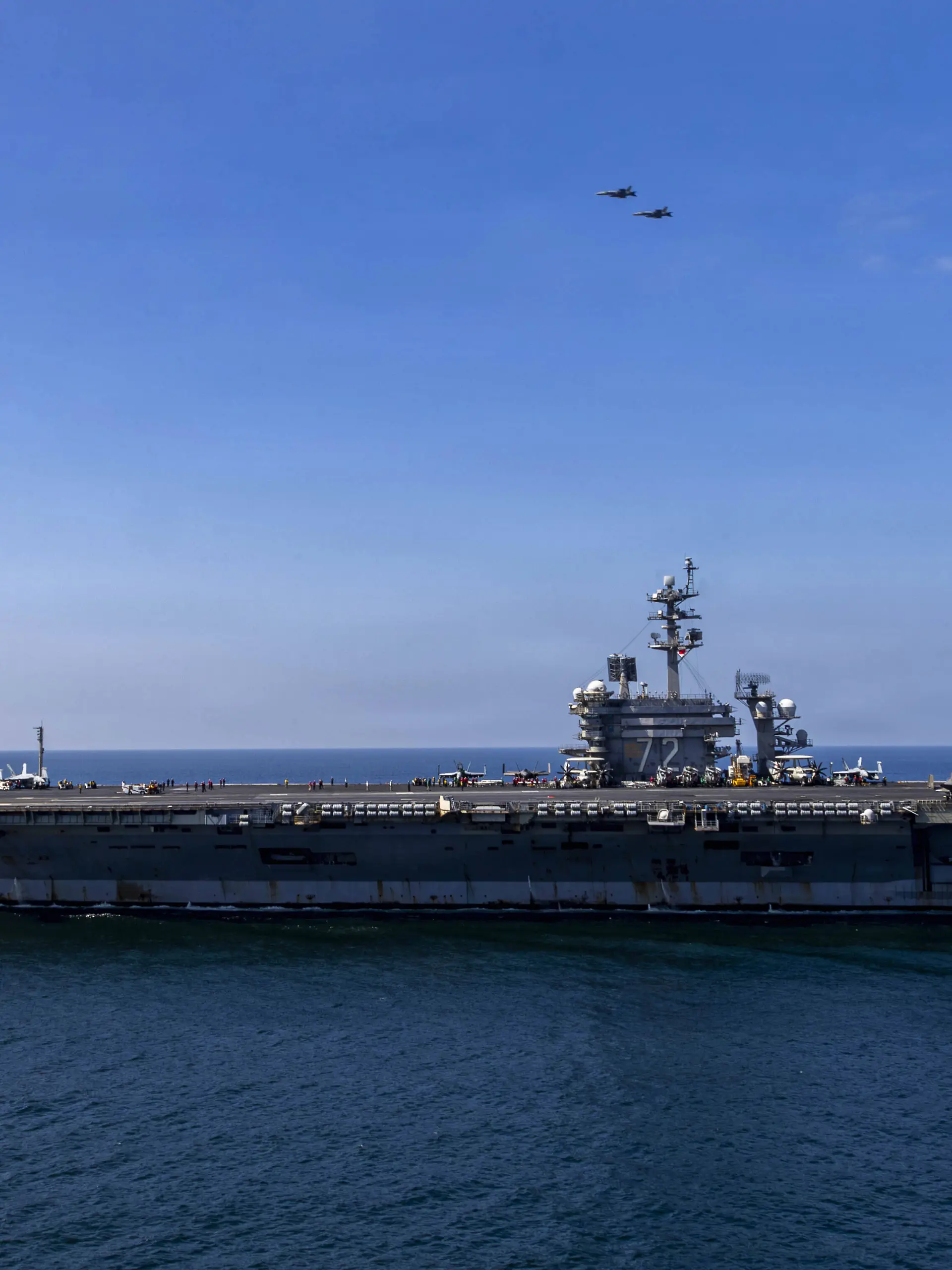 Nimitz-class aircraft carrier USS Abraham Lincoln (CVN 72) sails in support of Operation Epic Fury, March 3, 2026. (U.S. Navy photo)//04SIPA_11100017/Credit:NAVCENT Public Affairs/SIPA/2605091133
