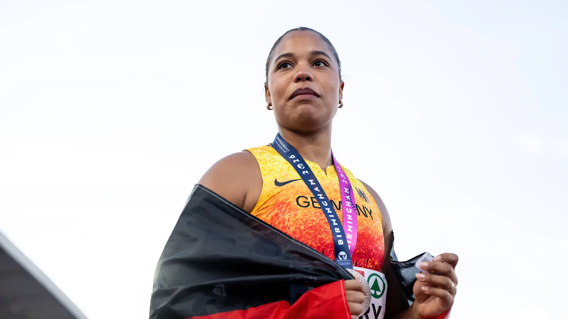 Yemisi Mabry lässt nicht nur die Kugel, sondern auch scharfe Worte fliegen.