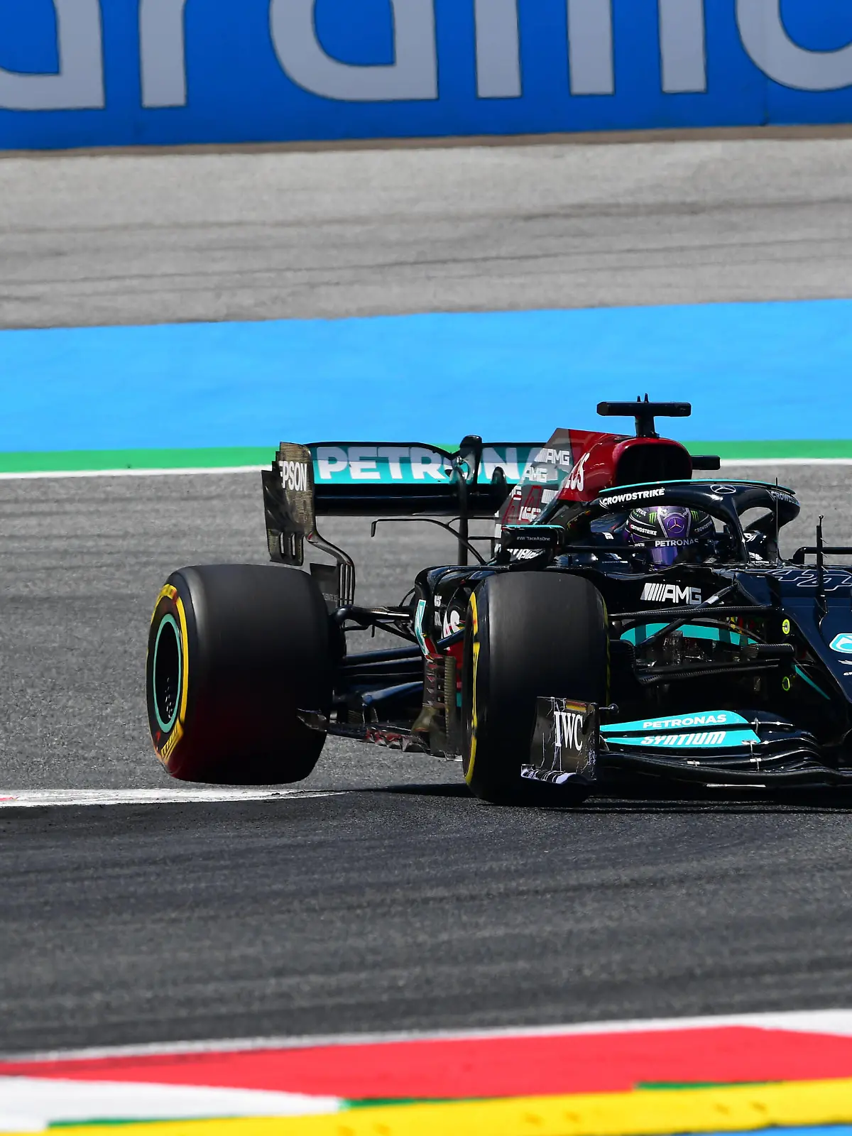  F1 Grand Prix of Styria - Practice Lewis Hamilton of Mercedes-AMG Petronas F1 Team drive his W12 single-seater during free practice of Styrian Grand Prix, 8th round of Formula One World Championship, WM, Weltmeisterschaft in Red Bull Ring in Spielberg, Styria, Austia, 25 June 2021 Spielberg Styria Austria diodato-notitle210625_npjBn PUBLICATIONxNOTxINxFRA Copyright: xAndreaxDiodatox