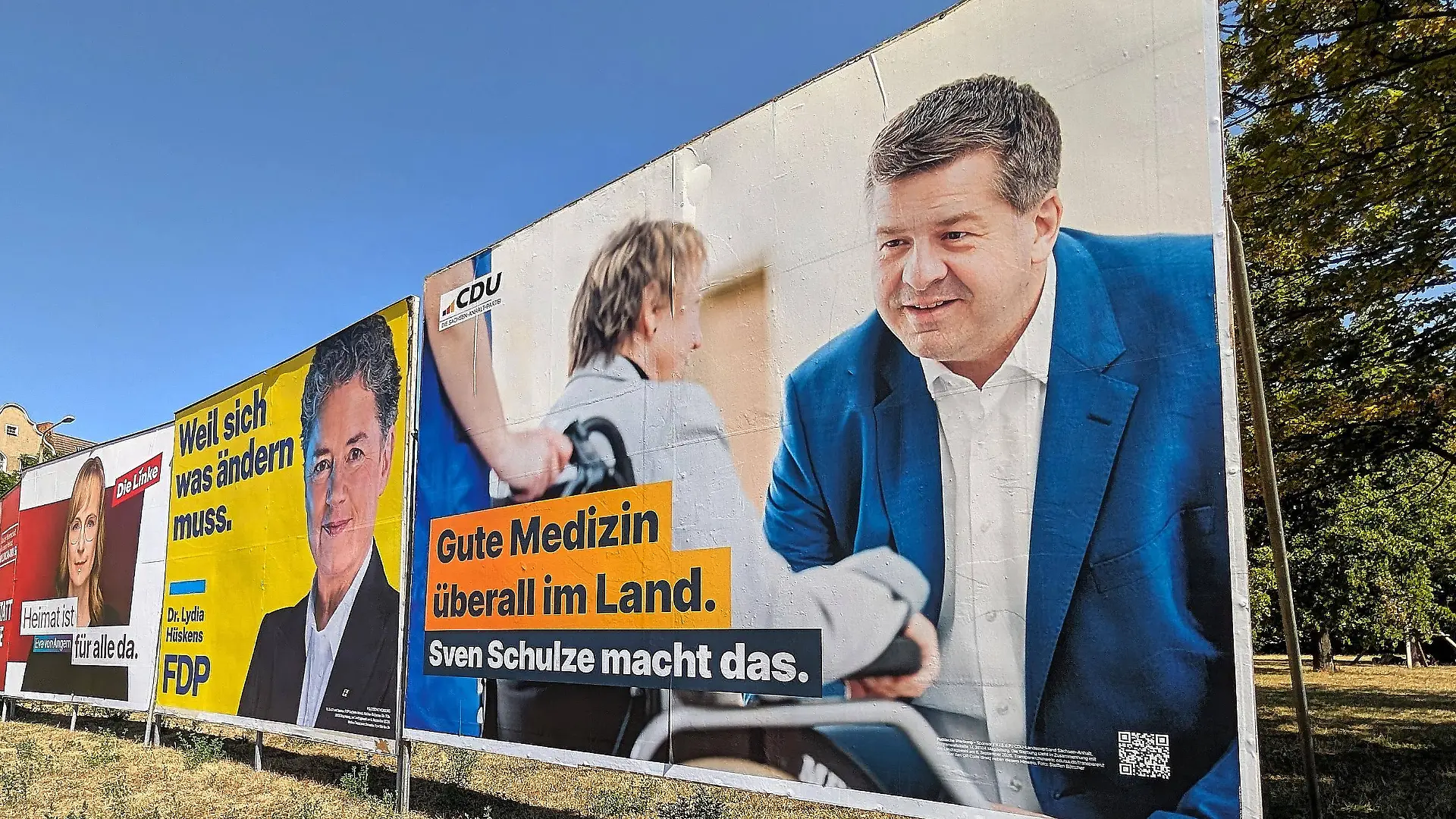 Halle Saale, Sachsen-Anhalt, Deutschland, 30.07.2026: Wahlplakate zur Landtagswahl von Claudia Wittig BSW, Thomas Schulze BSW, Susan Sziborra-Seidlitz Grüne, Armin Willingmann SPD, Eva von Angern Linke, Lydia Hüskens FDP und Sven Schulze CDU *** Halle-Saale, Saxony-Anhalt, Germany, July 30, 2026 Election posters for the state election featuring Claudia Wittig BSW, Thomas Schulze BSW, Susan Sziborra Seidlitz Greens, Armin Willingmann SPD, Eva von Angern The Left, Lydia Hüskens FDP, and Sven Schulze CDU Copyright: xdtsxNachrichtenagenturx dts_129055