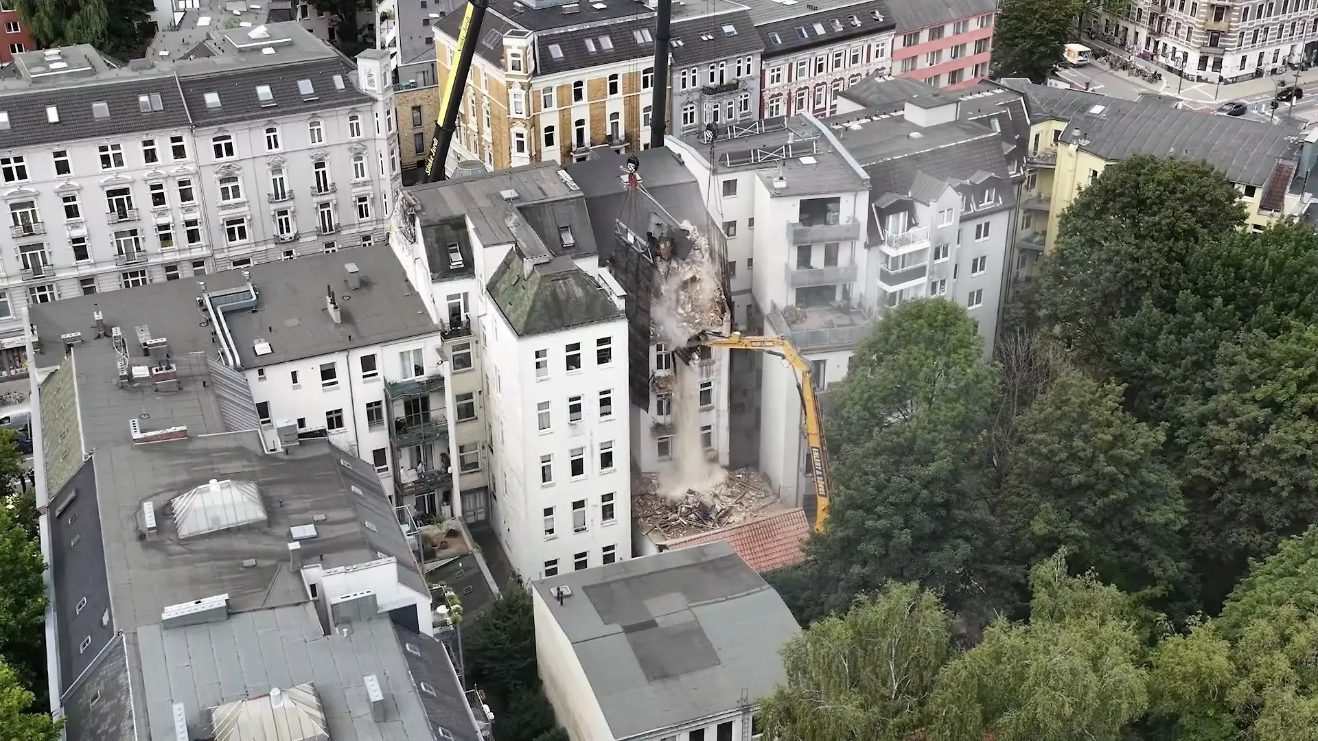 Haus-Abriss - „Alles, was ich habe, ist da drin“ Anwohner wütend und fassungslos