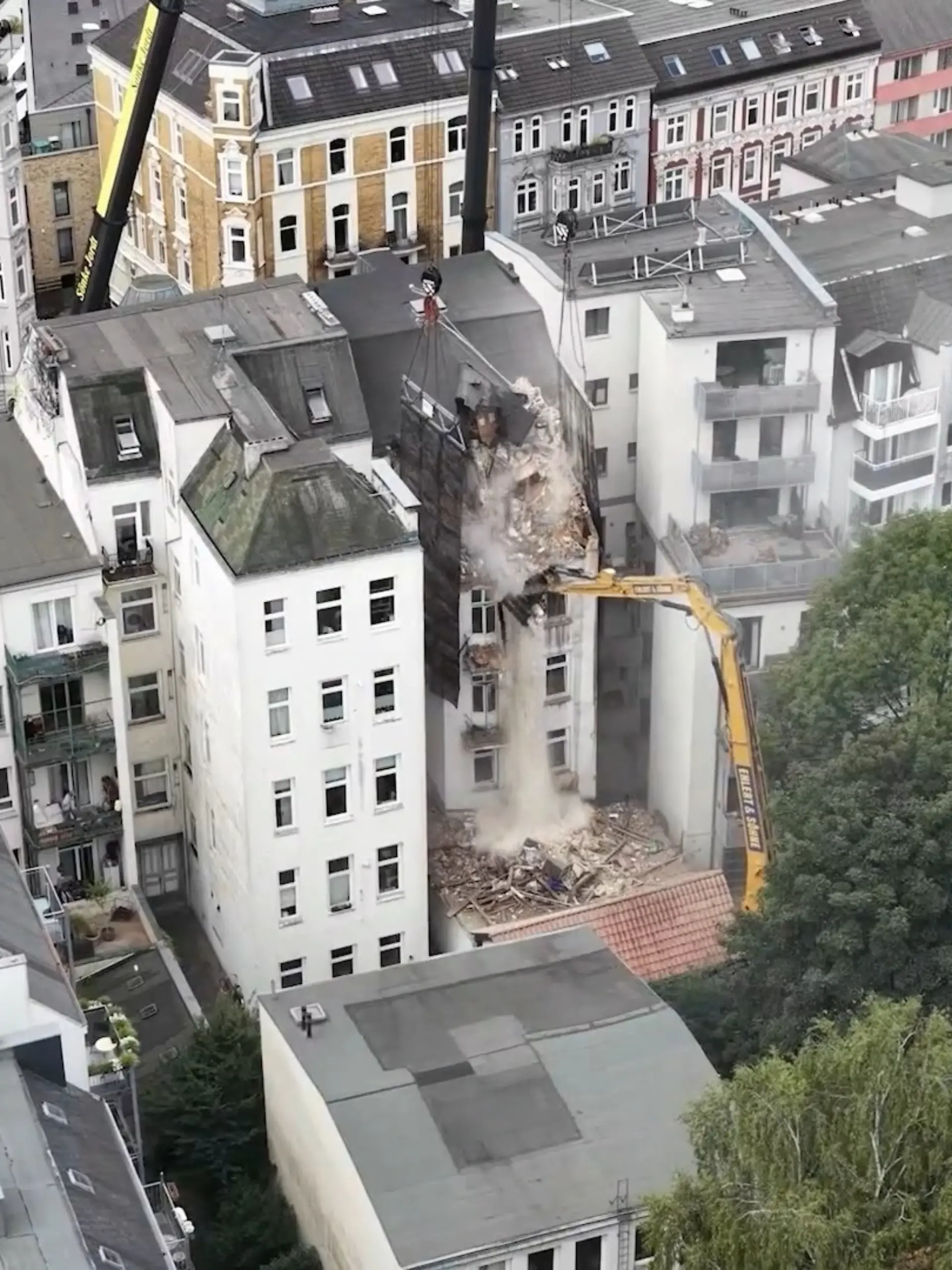 Bild zu: "Haus-Abriss - „Alles, was ich habe, ist da drin“"