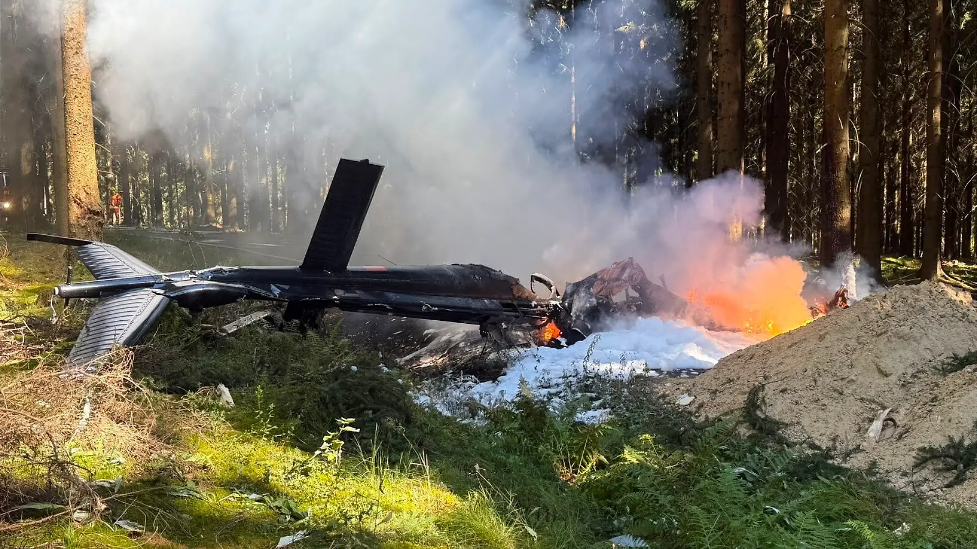 Der Pilot ist bei dem Unfall gestorben.