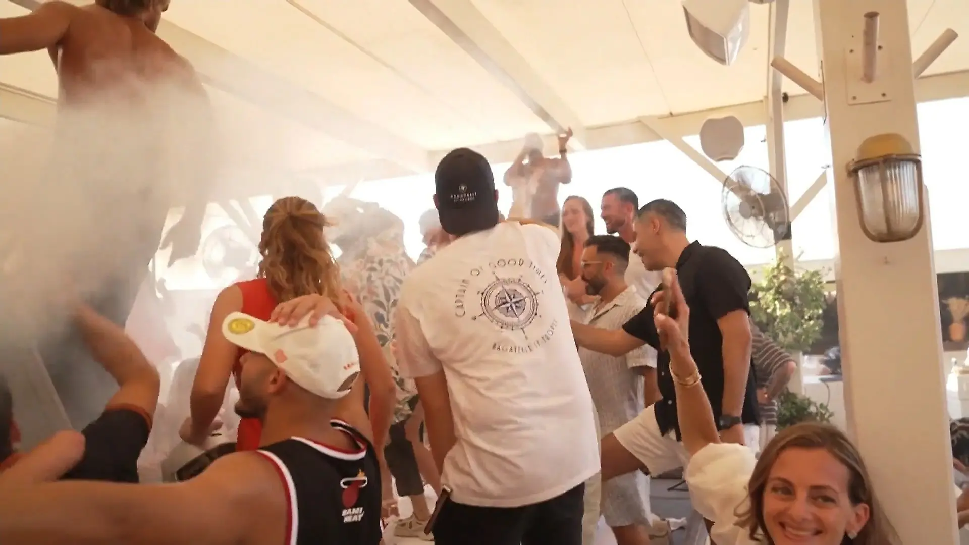 Der Strandclub der Reichen "Bagatelle"