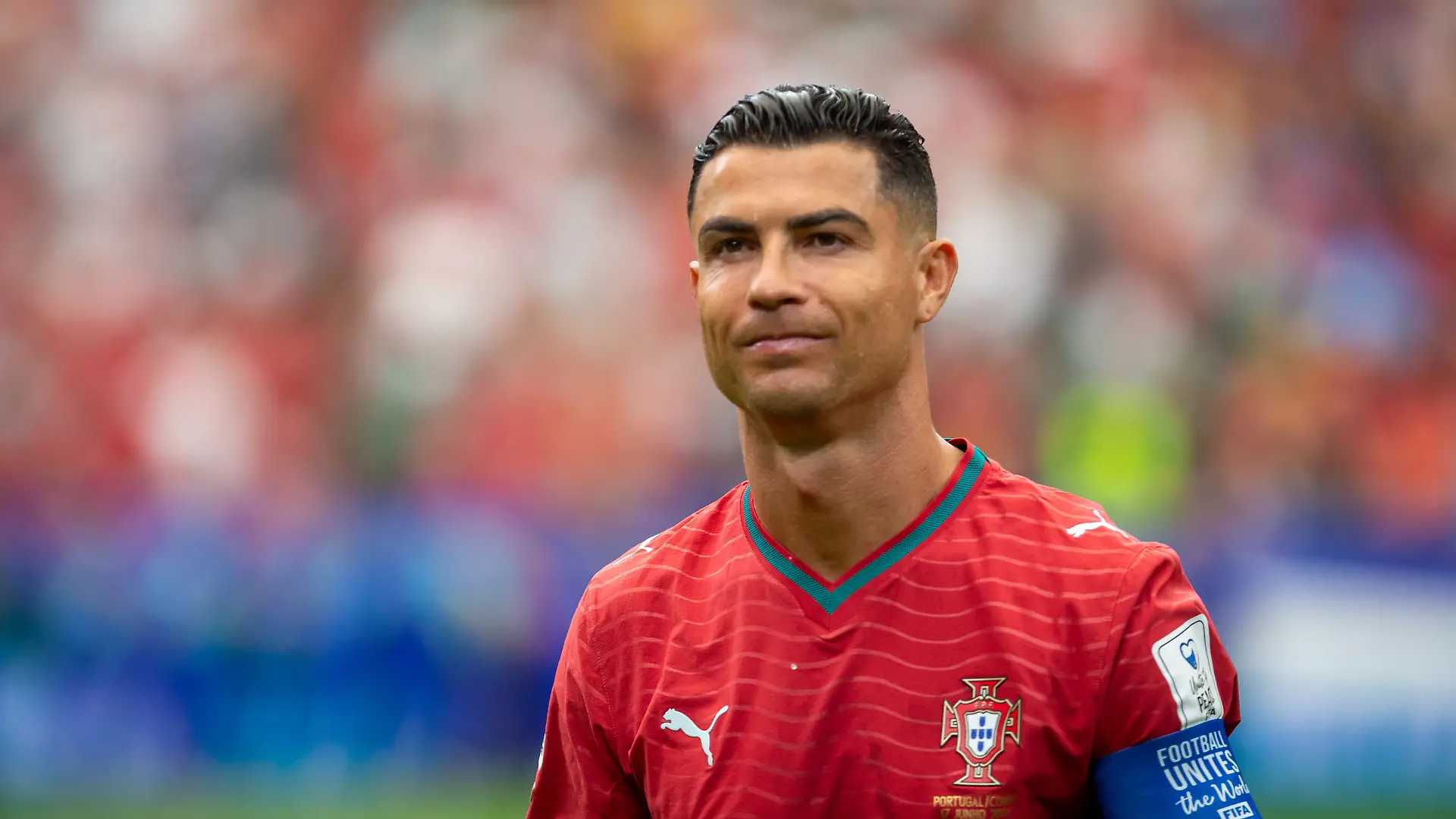 Krasse Typveränderung nach Hochzeit! Cristiano Ronaldo überrascht mit neuem Look SO sieht der Fußballer nicht mehr aus
