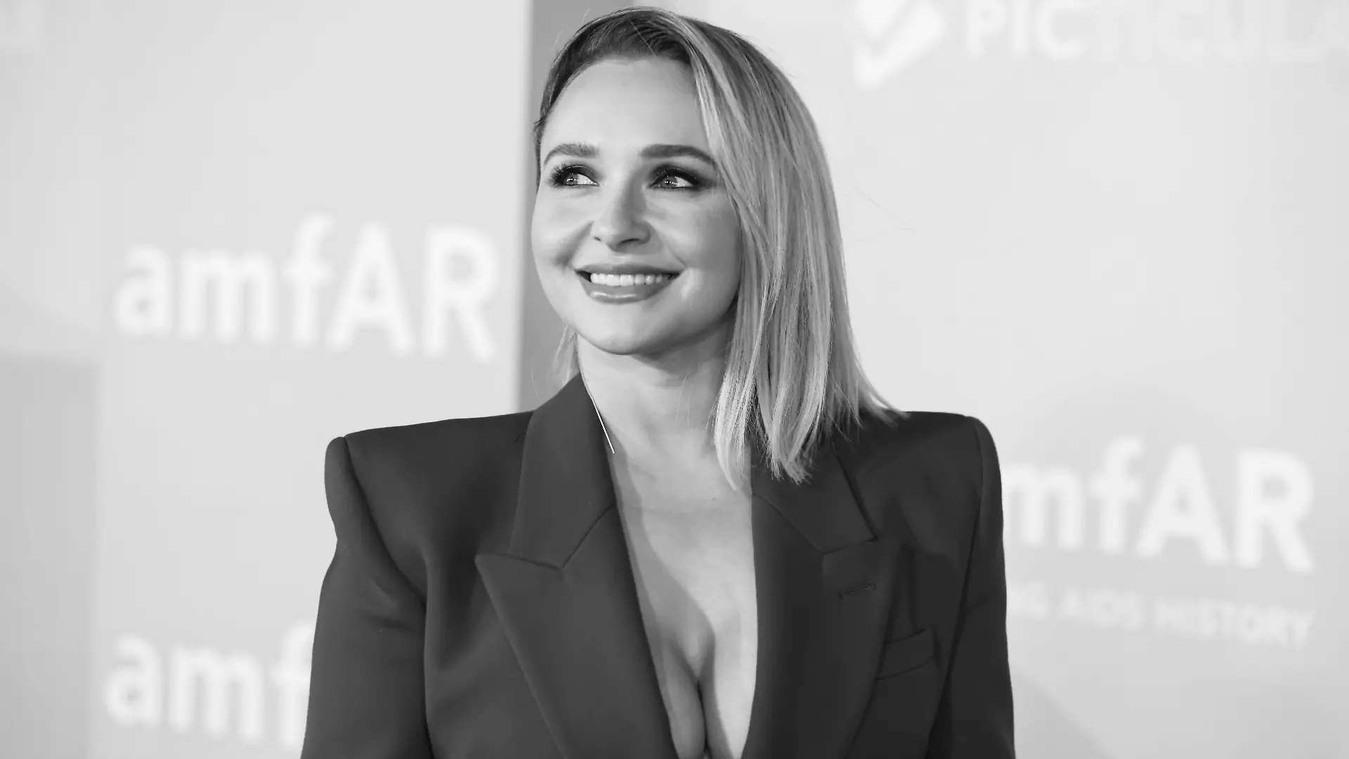 Was haben die Bundesbeamten in Hayden Panettieres Wohnung gesucht?