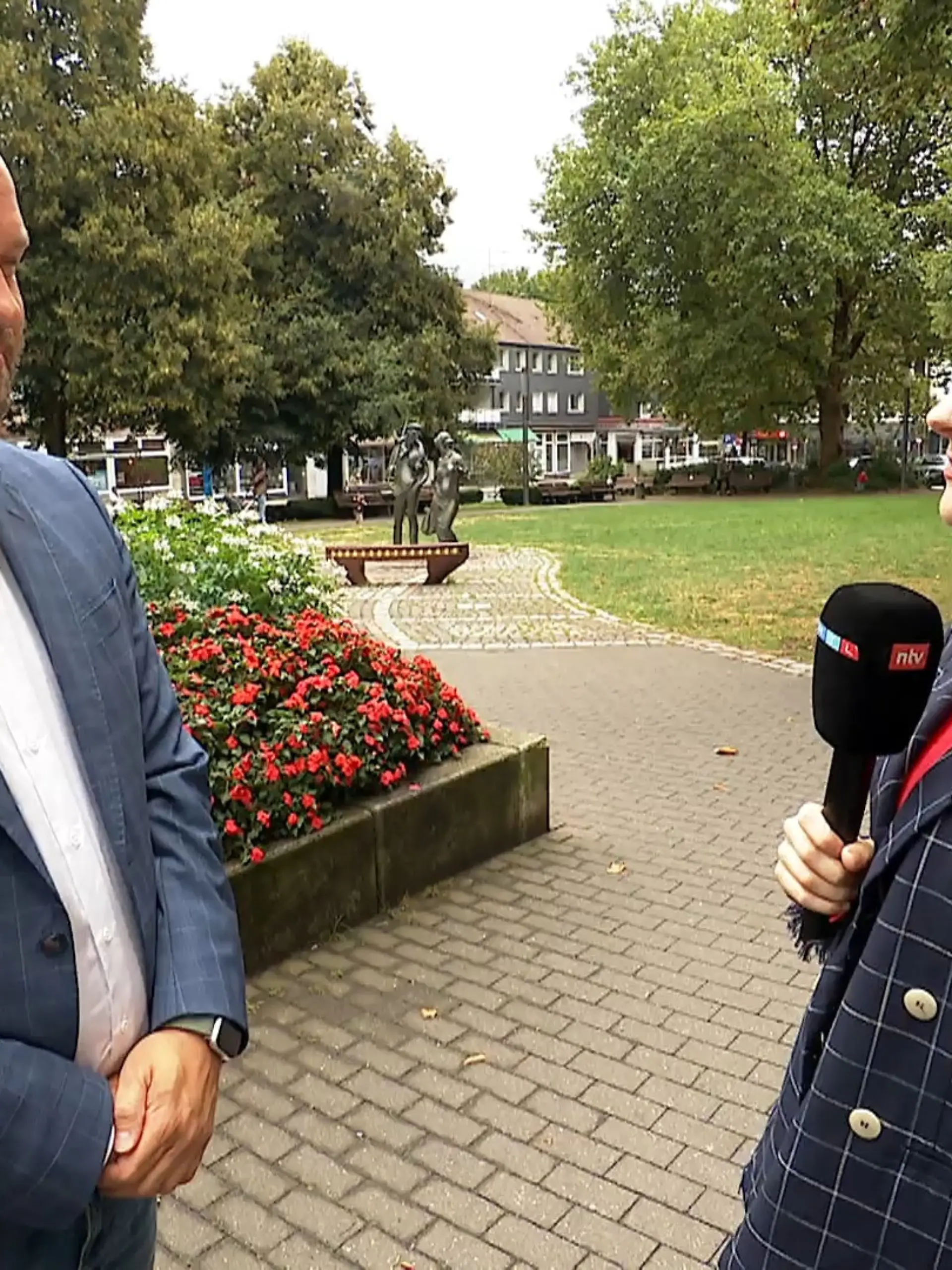 Bild zu: "Angekündigte Rückführungen bleiben aus"
