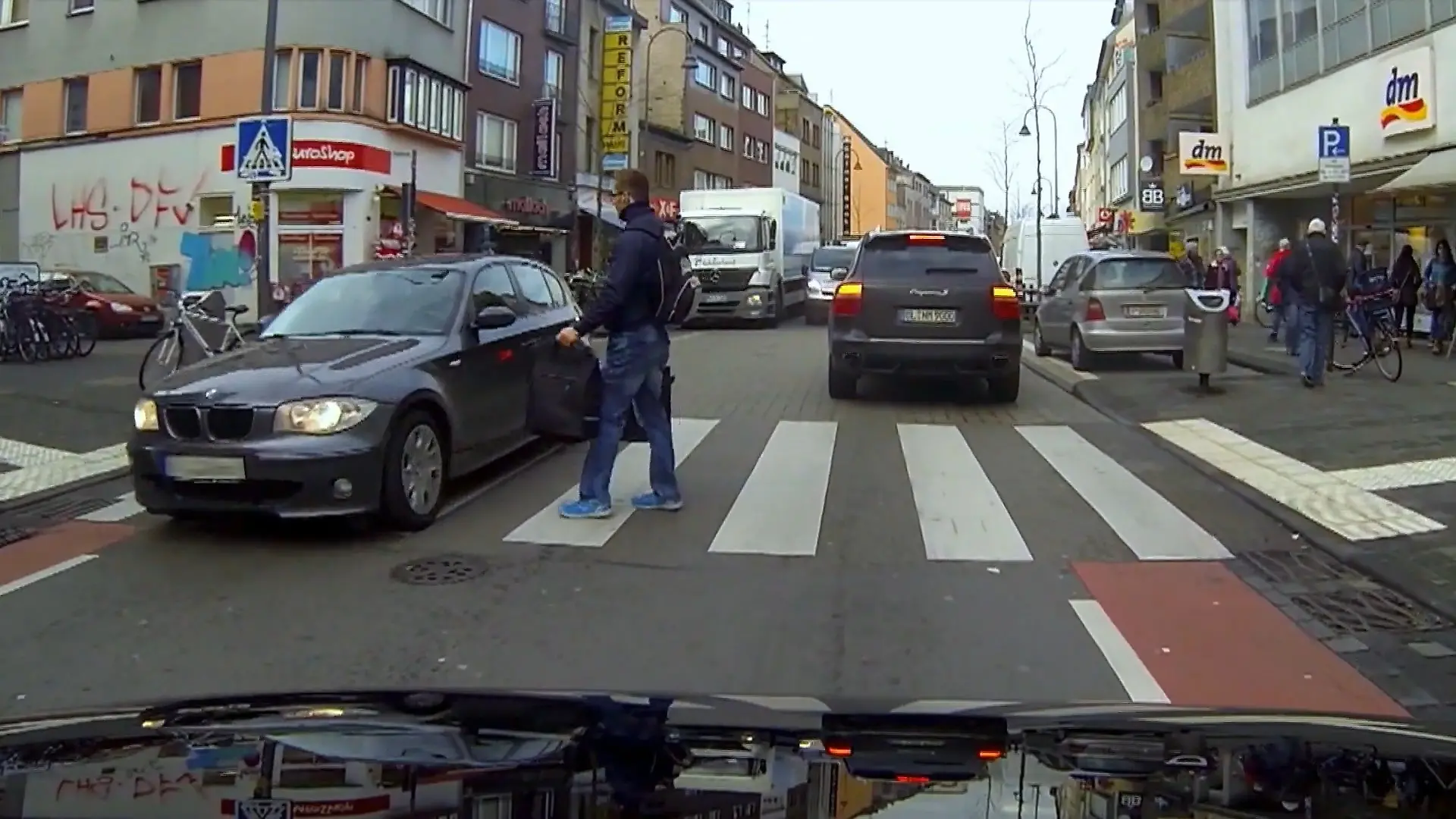 Warum wird die Zündschnur auf Deutschlands Straßen immer kürzer? Aggression im Straßenverkehr