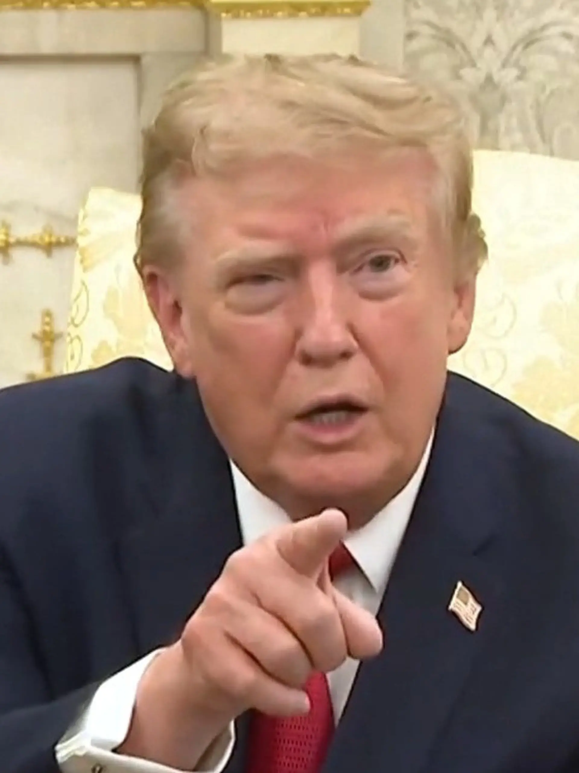 Bild zu: "Donald Trump mault Reporterin an – wegen DIESER Frage!"