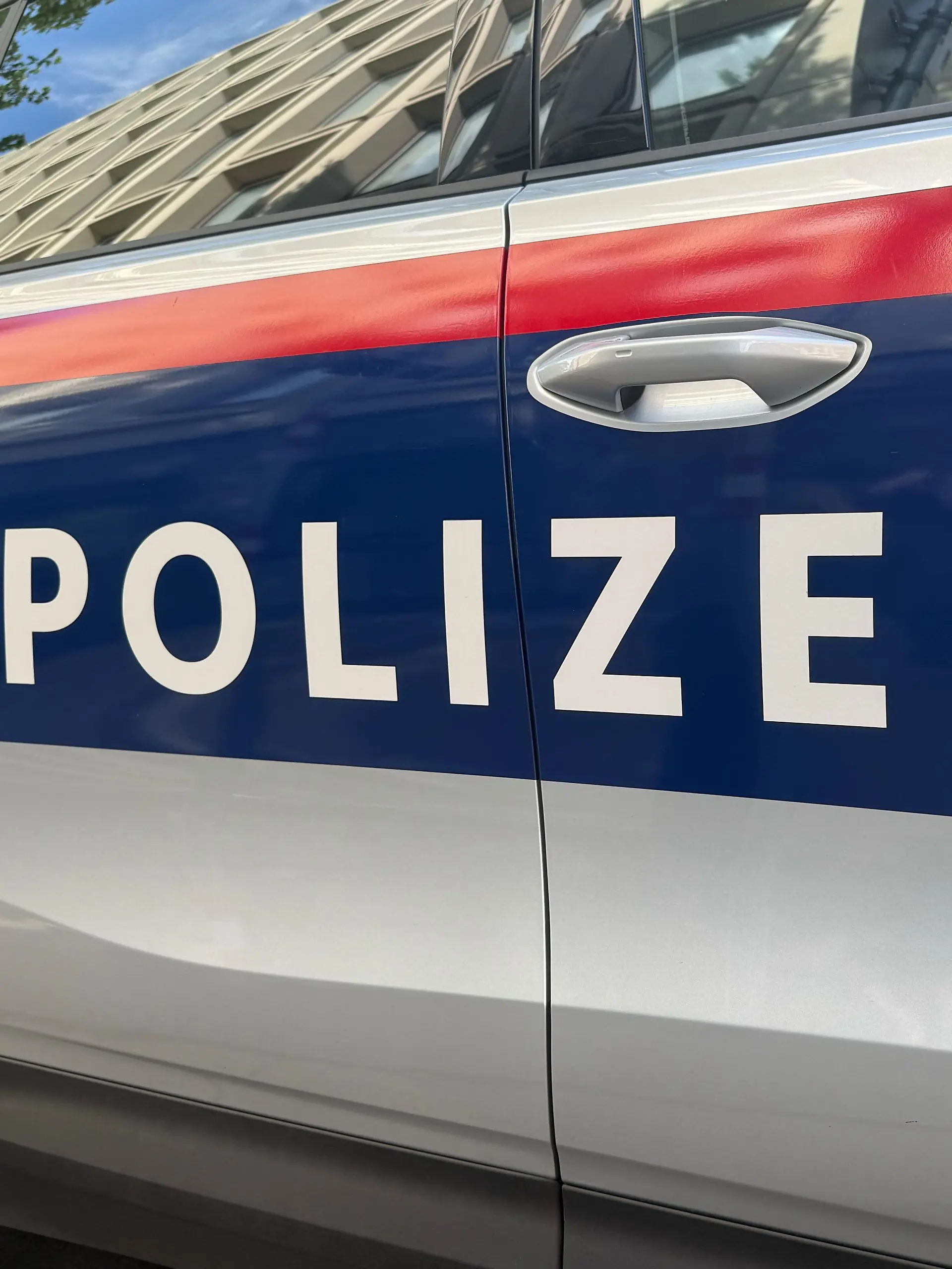 In Österreich im Bundesland Steiermark wurde eine Achtjährige tödlich verletzt. (Symbolbild)