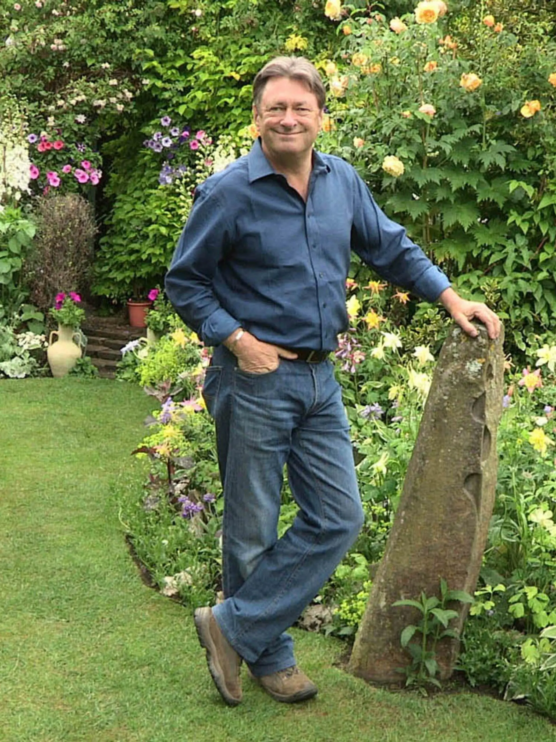 Bild zu: "Alan Titchmarsh: Liebe deinen Garten"