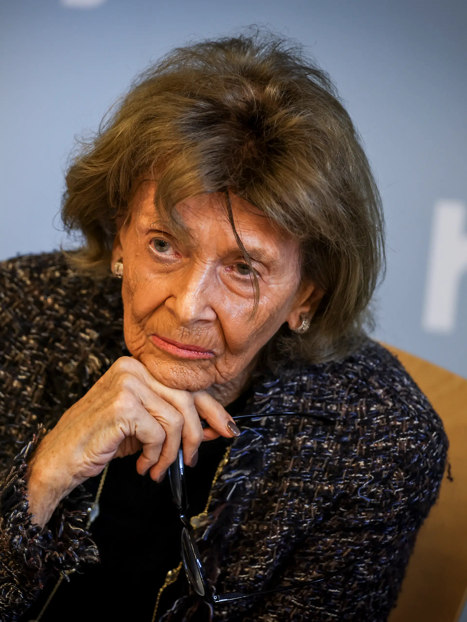 Charlotte Knobloch, Holocaust-Überlebende und ehemalige Präsidentin des Zentralrats der Juden in Deutschland, vor ihrer ersten Vorlesung im Rahmen der Heinrich-Heine-Gastprofessur bei einer Pressekonferenz. (zu dpa: «Umgang mit NS-Raubkunst - Knobloch: Vertrauen erschüttert») +++ dpa-Bildfunk +++
