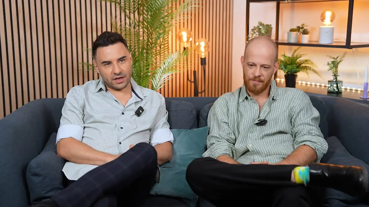 „Unter uns”-Stars lüften Liebes-Geheimnis: Lars und Patrick verraten, wer in der Schillerallee ein Paar werden sollte
