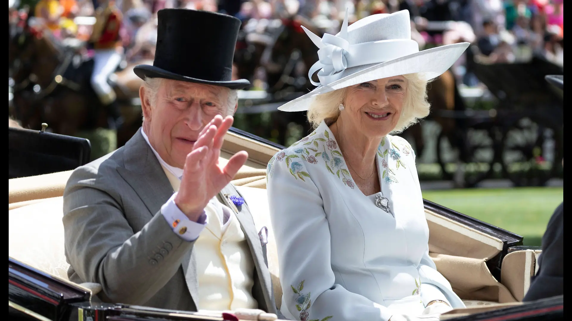. 16/06/2026. Ascot , United Kingdom. King Charles III an Queen Camilla arriving on the opening day of Royal Ascot, United Kingdom. PUBLICATIONxINxGERxSUIxAUTxHUNxONLY xStephenxLockx/xi-Imagesx IIM-26833-0130