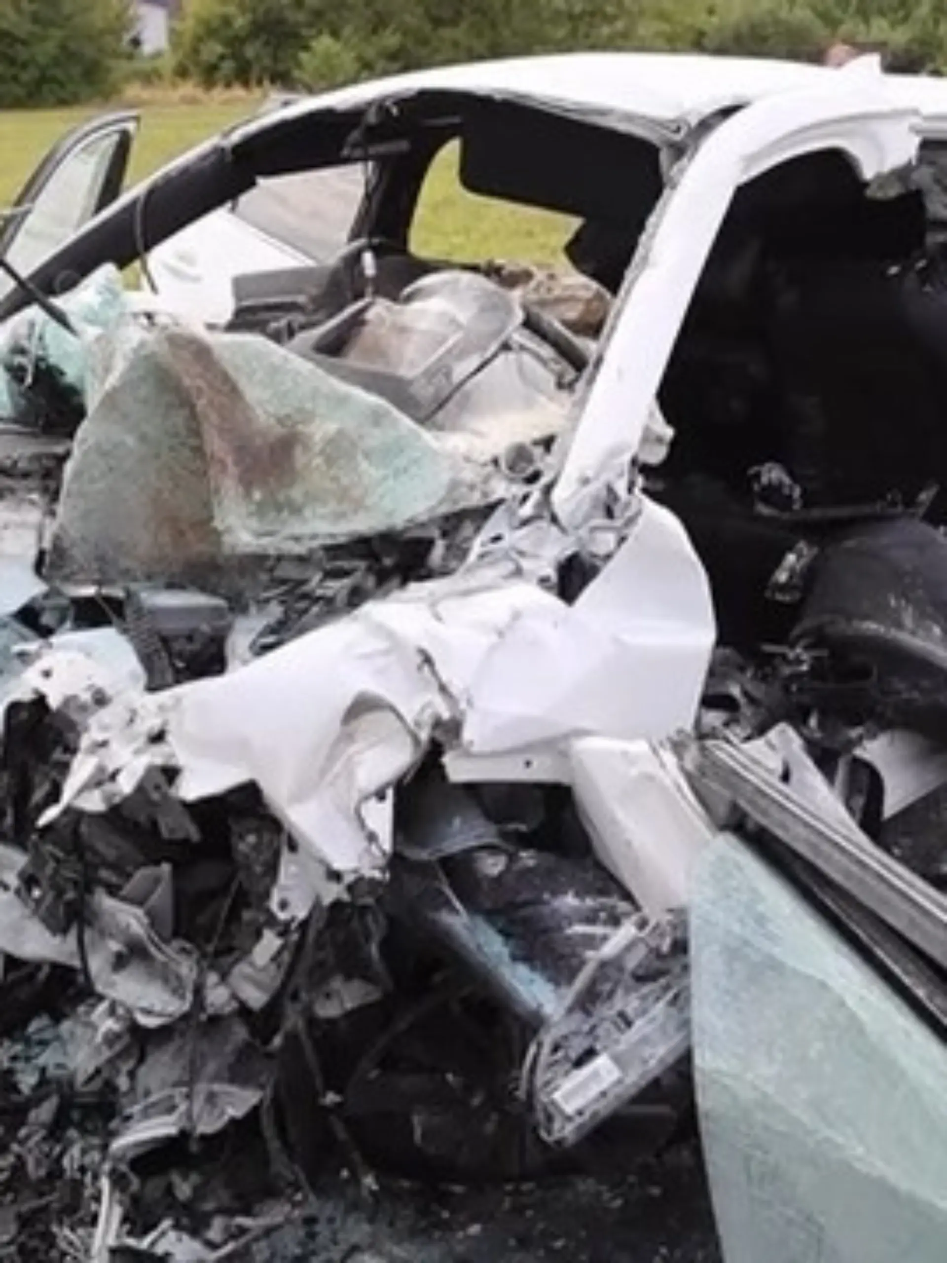 Bild zu: "Zwei Tote nach Unfall in Hessen! Vater von Fahrer Nikita (†15) unter Schock"