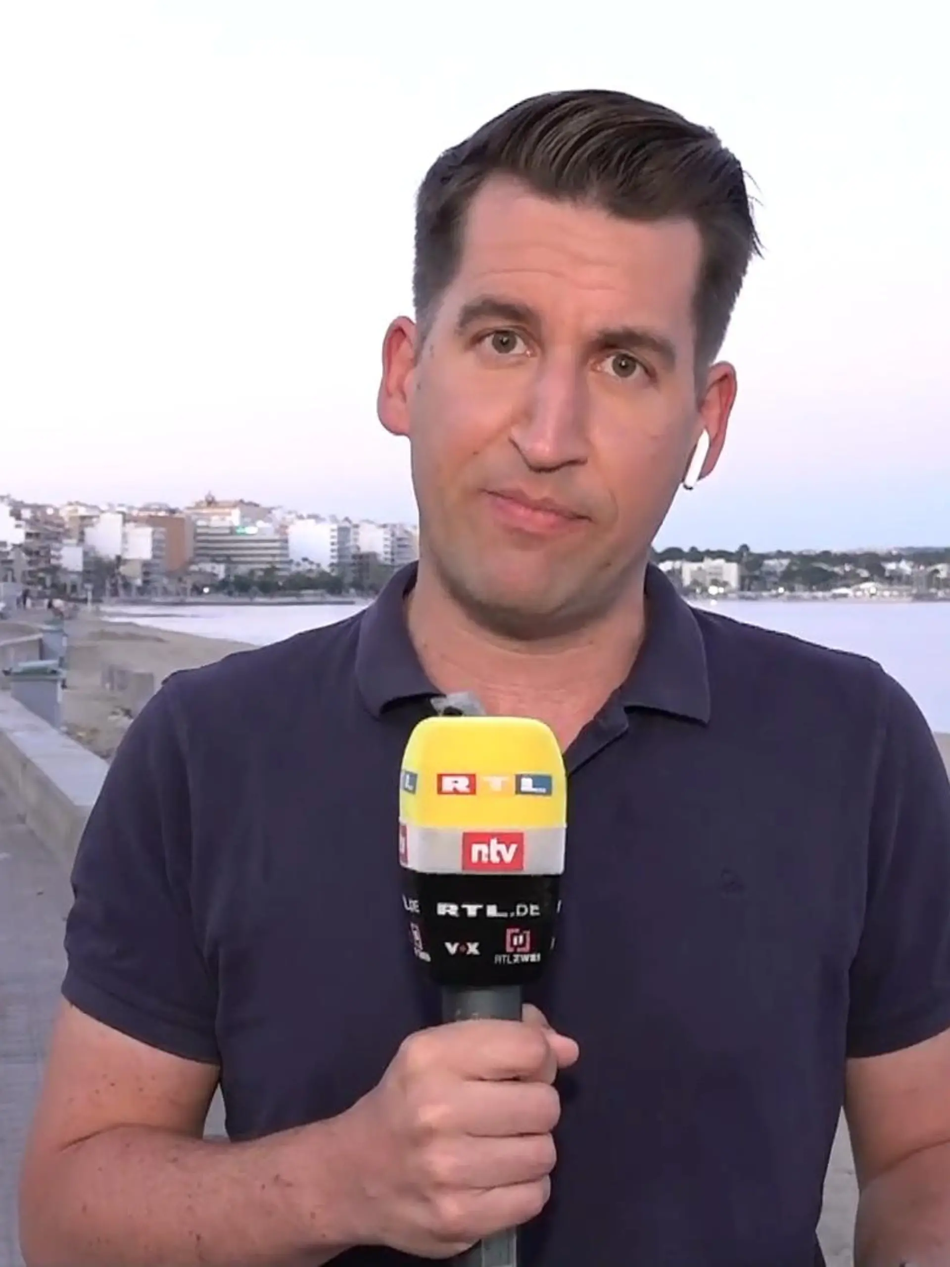 Die Inzidenzzahl ist jetzt bei über 90. Ab wann könnte Mallorca zum Risikogebiet werden? RTL-Reporter Stephan Richter berichtet von der Playa de Palma.