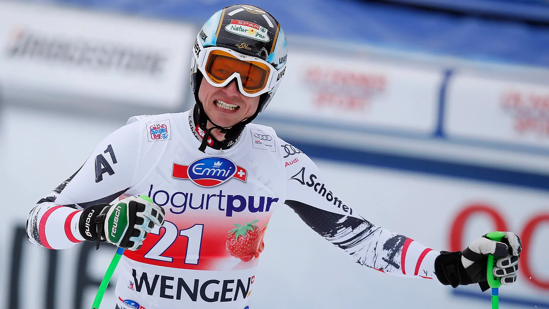 Hannes Reichelt muss nach einem Rennradunfall eine längere Reha absolvieren. Der Österreicher brach sich den Oberschenkelhals und wurde bereits operiert.