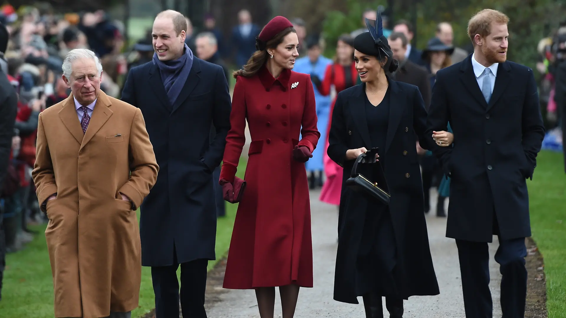 König Charles, Prinz William, Prinzessin Kate, Herzogin Meghan und Prinz Harry